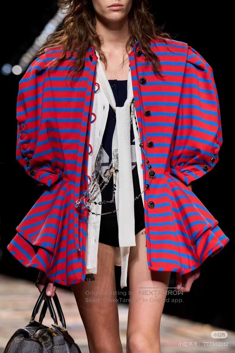 Louis Vuitton Louis Vuitton Red and blue striped 3-D bubble sleeve ruffl Size XS / US 0-2 / IT 36-38 - 8 Thumbnail