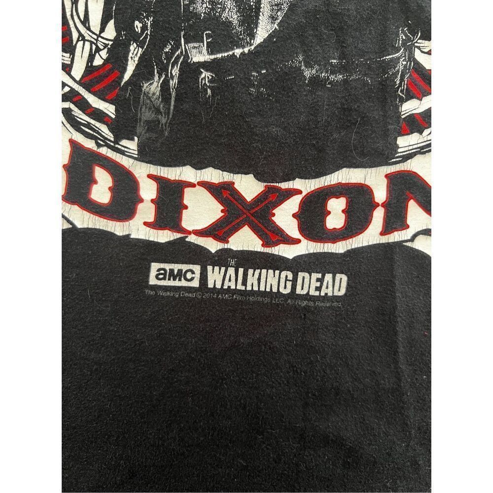 Garbage TV The Walking Dead Daryl Dixon with Cross Bow TShirt Size US S / EU 44-46 / 1 - 4 Thumbnail