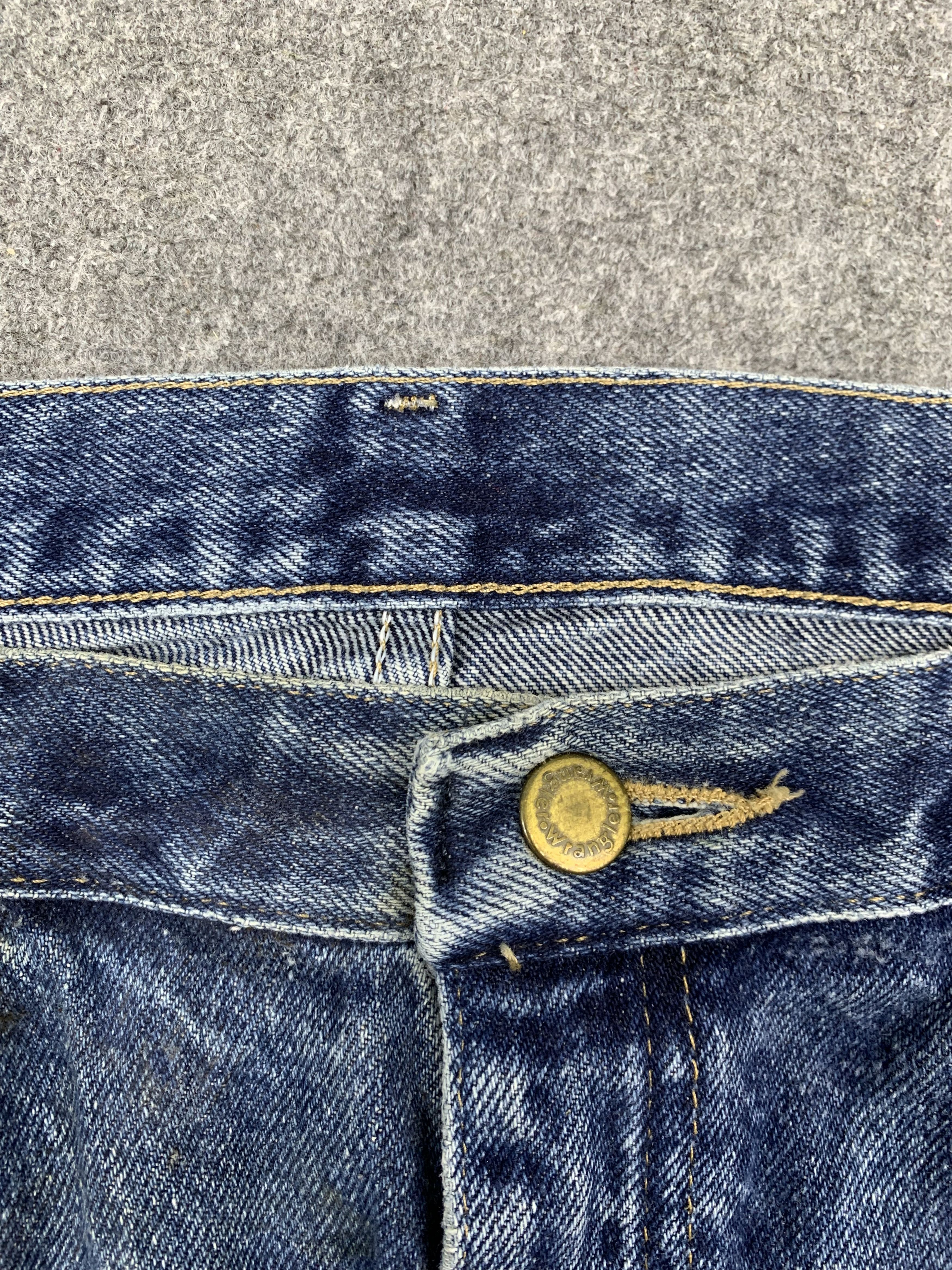 Vintage Vintage Wrangler Faded Blue Jeans DP1702 Size US 35 - 9 Thumbnail