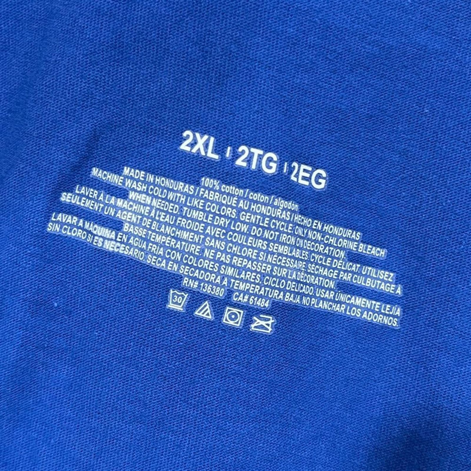 Vintage NWOT 2 Pack Mens T-Shirts V-Neckline Short Sleeve Size 2XL Size US XXL / EU 58 / 5 - 2 Thumbnail