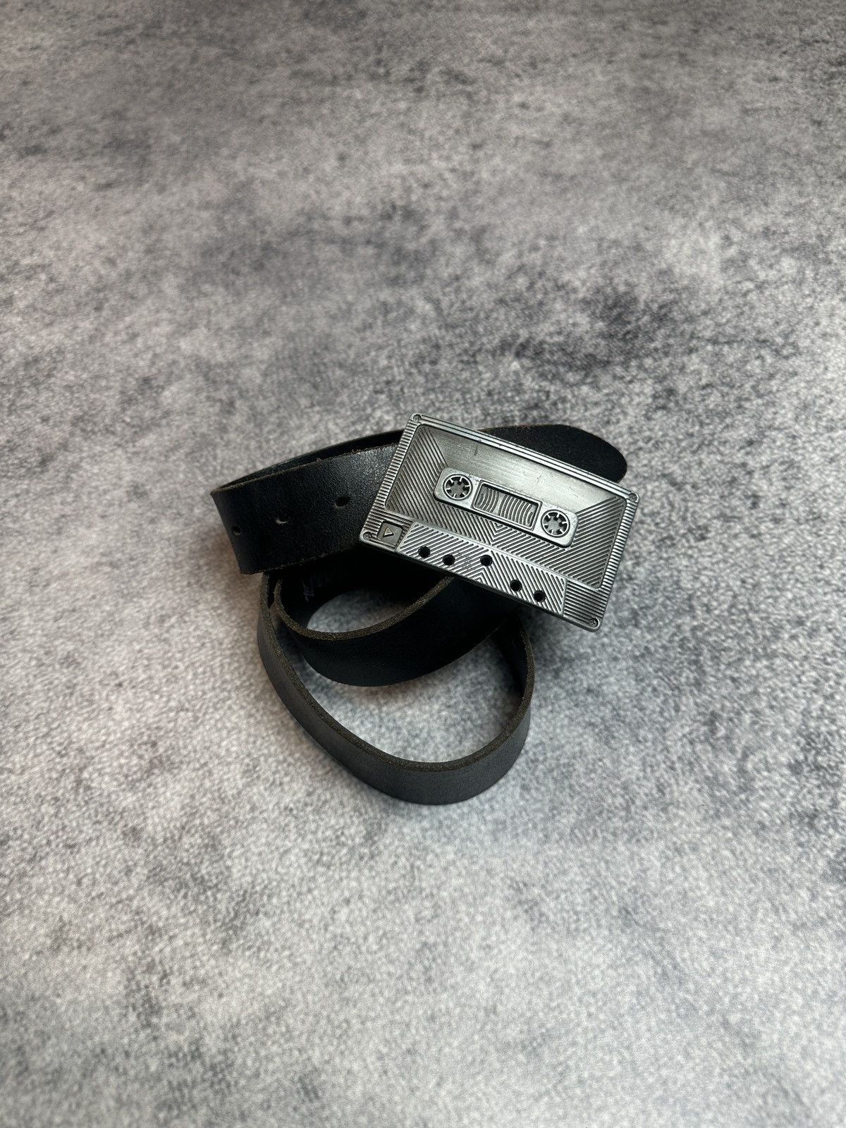Leather Y2K Music Logo Belts Rare Casual Streetwear Style Vintage Size ONE SIZE - 1 Thumbnail