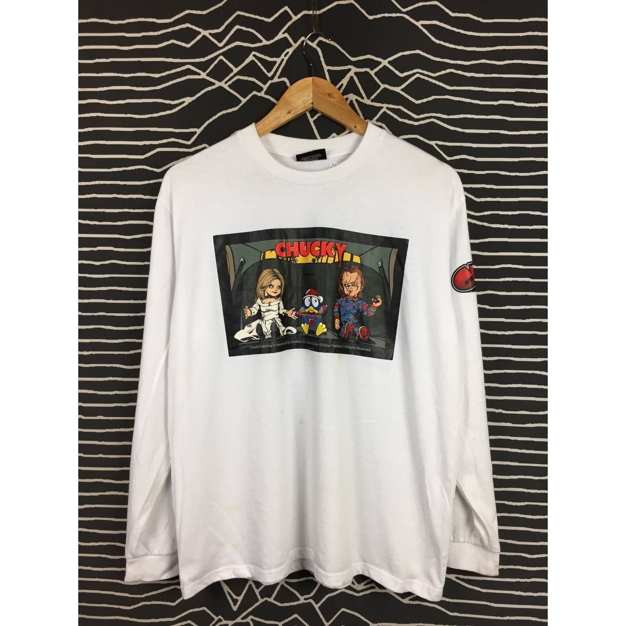 Expert Horror Universal Studios Chucky X Don Quijote Donpen Longsleeve Tee Size US M / EU 48-50 / 2 - 1 Thumbnail
