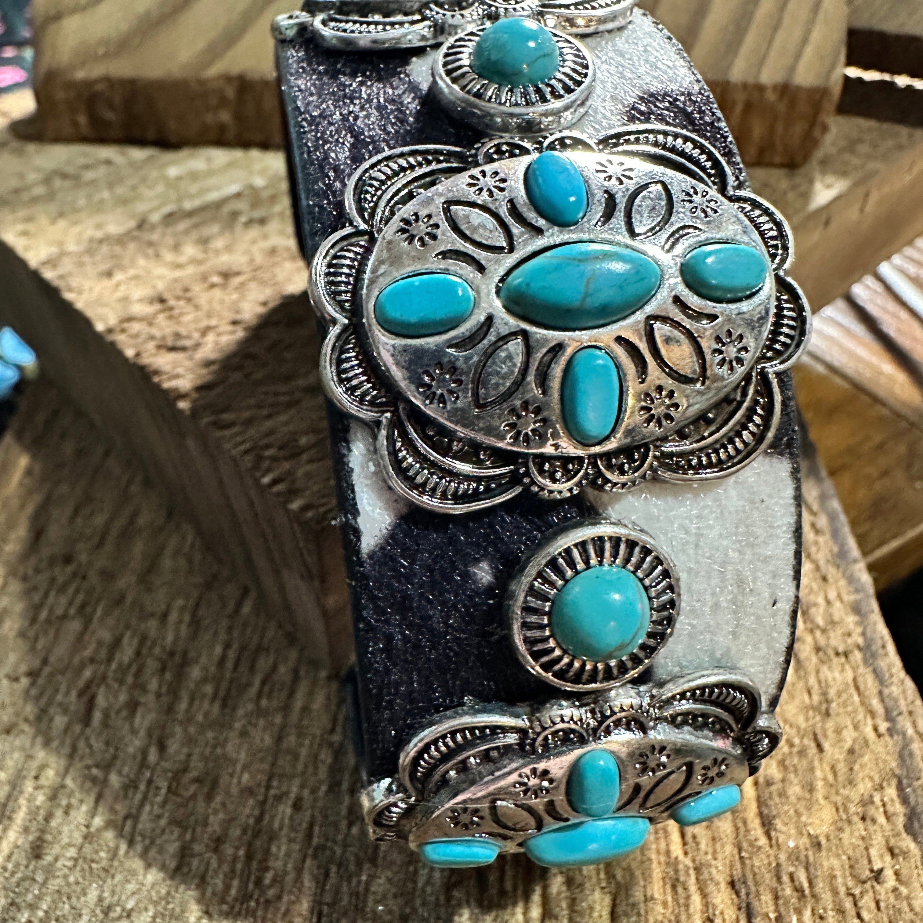Other Western Concho Cowhide Hair Cuff Stylish Accessory for Uniqu Size ONE SIZE - 7 Thumbnail