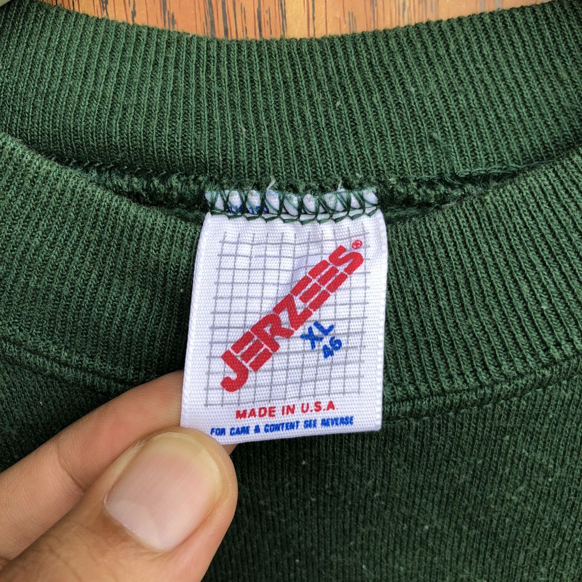 Vintage Vintage Green Plain Sweatshirt Pullover Crewneck Size US XL / EU 56 / 4 - 7 Thumbnail