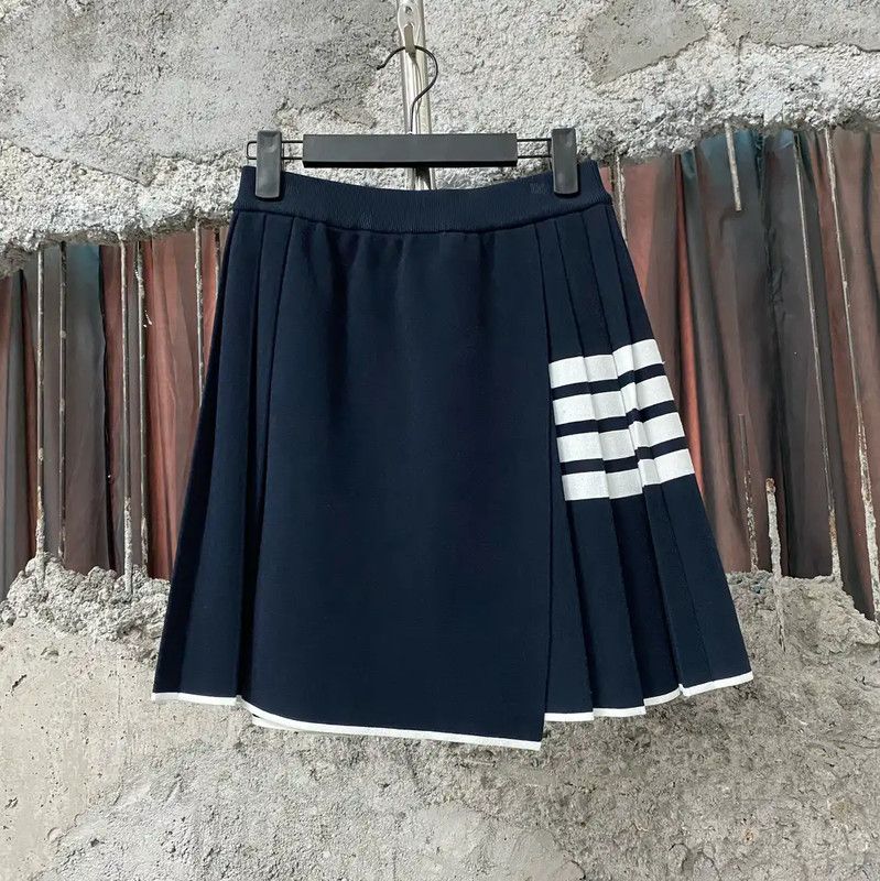 Thom Browne Thom Browne Pleated Blue Skirt for Women 0089 Size 24" / US 00 / IT 34 - 1 Thumbnail