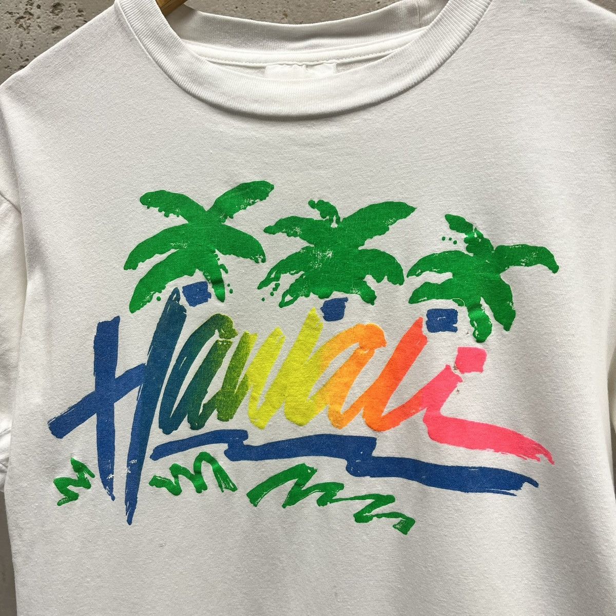 Other Vintage 1980s Hawaii HI Neon Single Stitch Graphic T-Shirt Size US M / EU 48-50 / 2 - 2 Thumbnail
