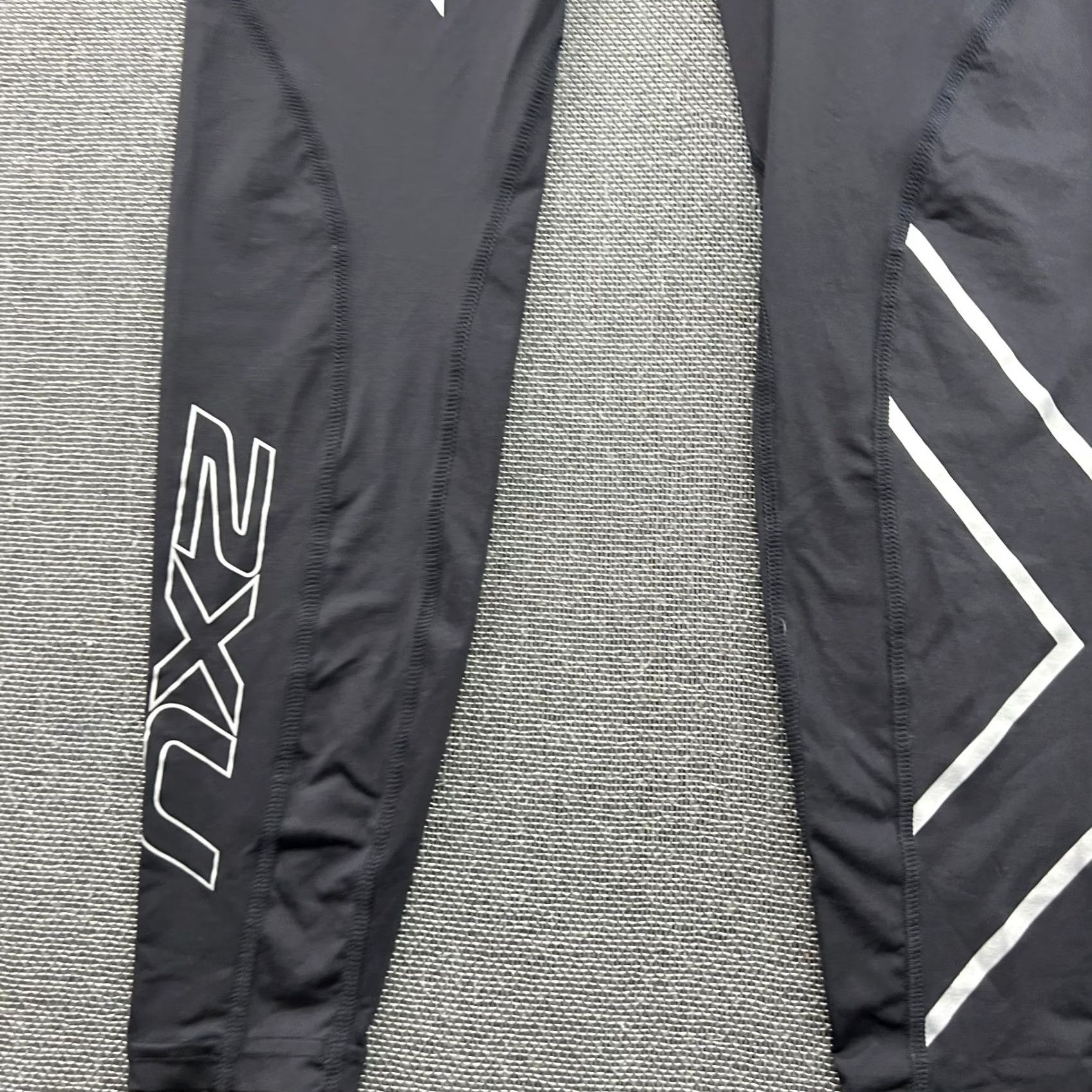 2XU 2XU Elite Mens Compression Pants M Black White Tights Athletic Drawstrings Pants Track Sports Mens Clothing Size US 31 - 7 Thumbnail