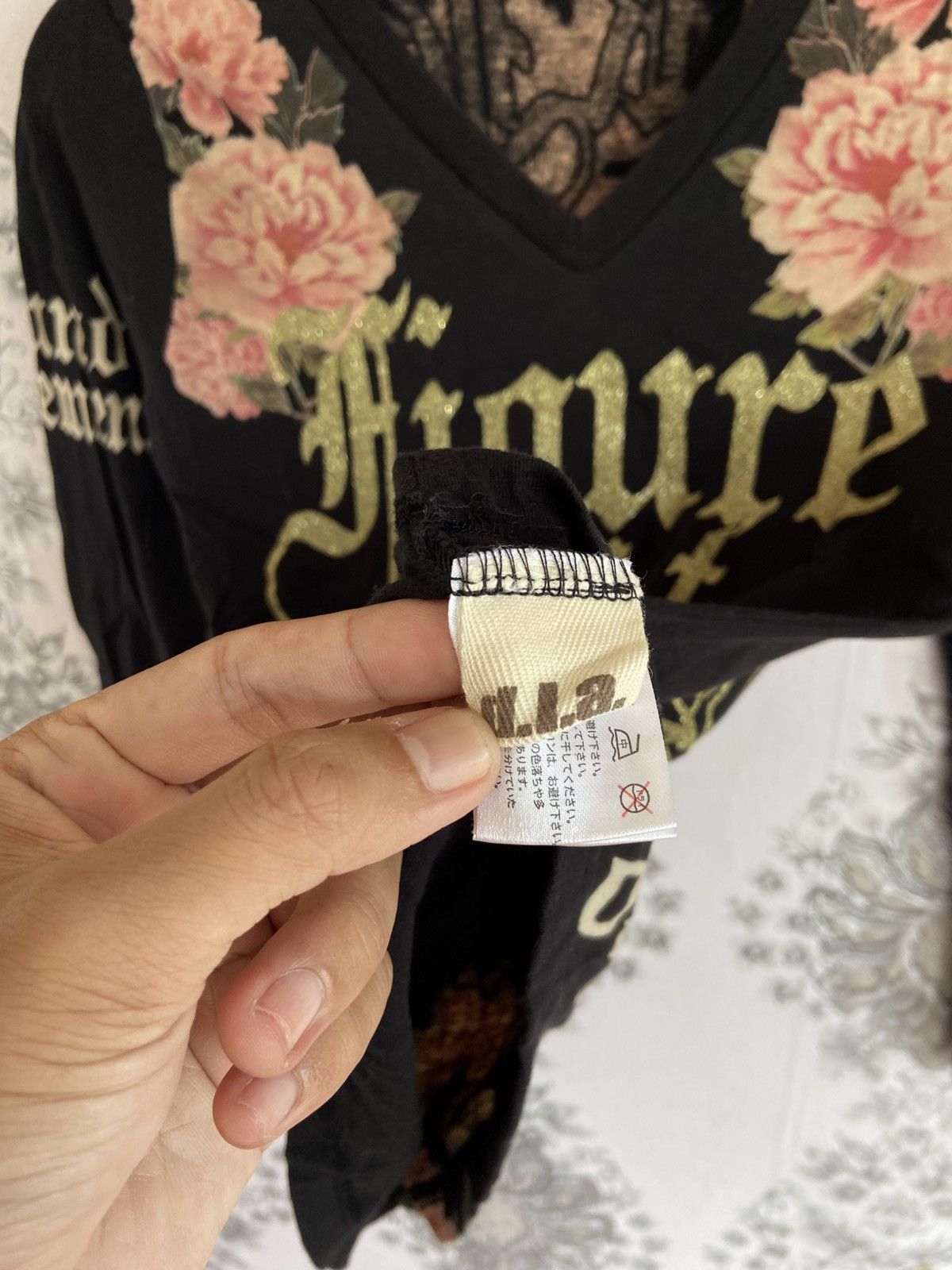 Le Grande Bleu (L.G.B.) D.L.A Figure Insist Skull Flower Longsleeve Tshirt Style Size US M / EU 48-50 / 2 - 10 Thumbnail