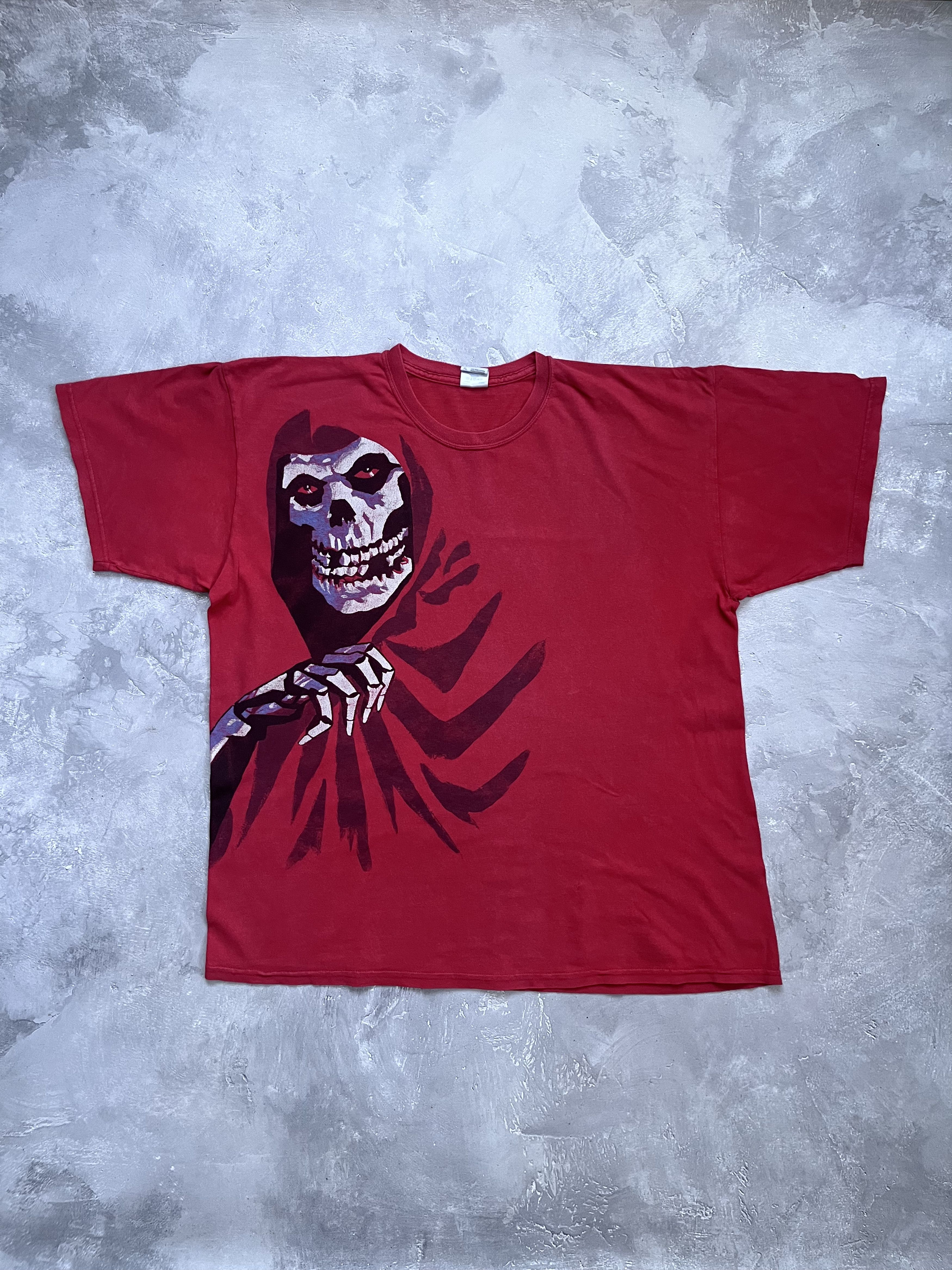 Band Tees Vintage 2008 Misfits Skull Graphic Logo T Shirt Punk Red Size US XL / EU 56 / 4 - 1 Thumbnail