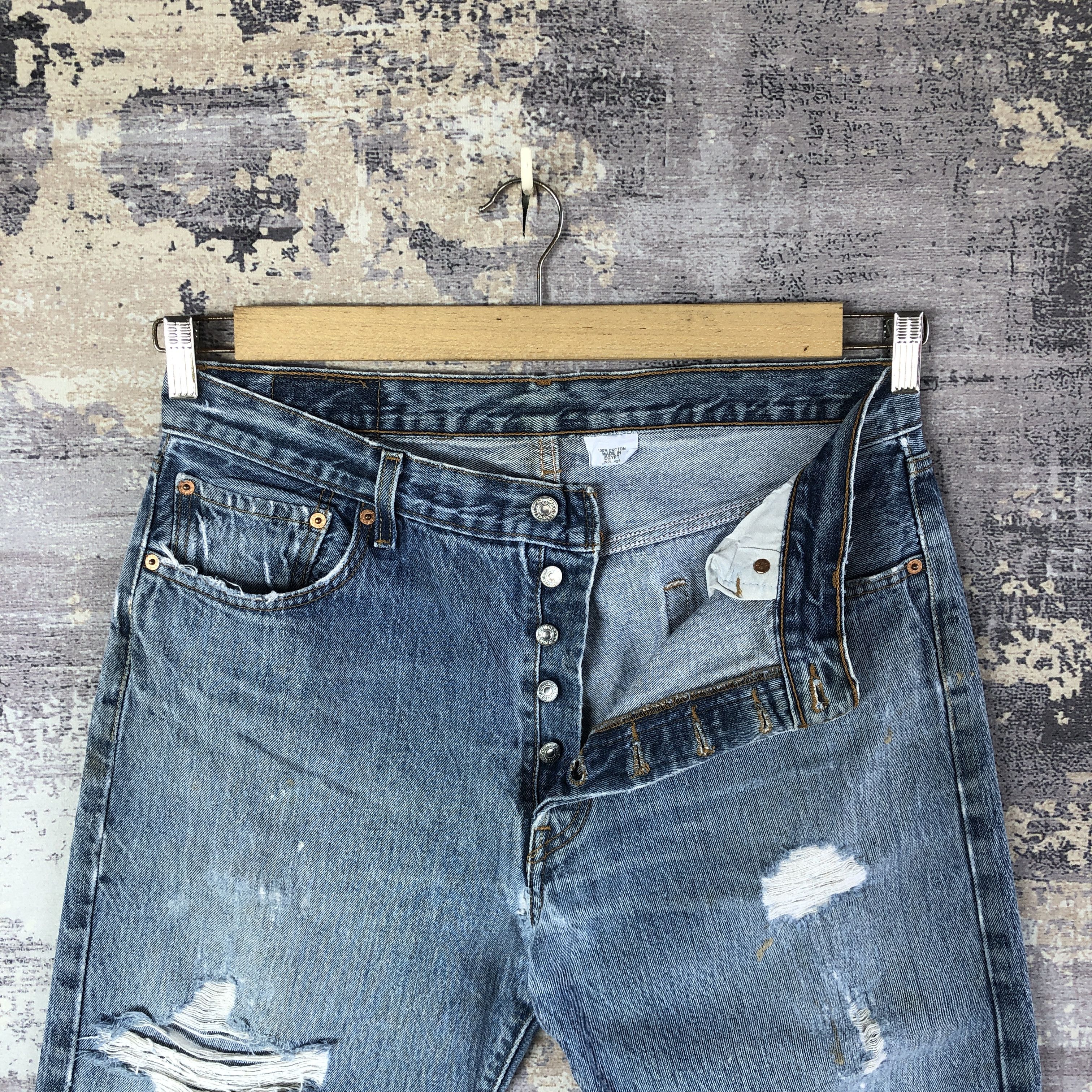 Levi's Vintage 90s Distressed Levis 501 Jeans Levi's Faded Denim Size US 32 / EU 48 - 6 Thumbnail