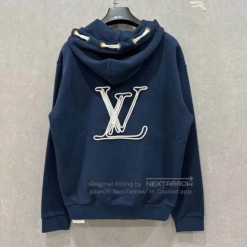 Louis Vuitton Louis Vuitton Logo Embroidered Hoodie. Size US M / EU 48-50 / 2 - 2 Thumbnail