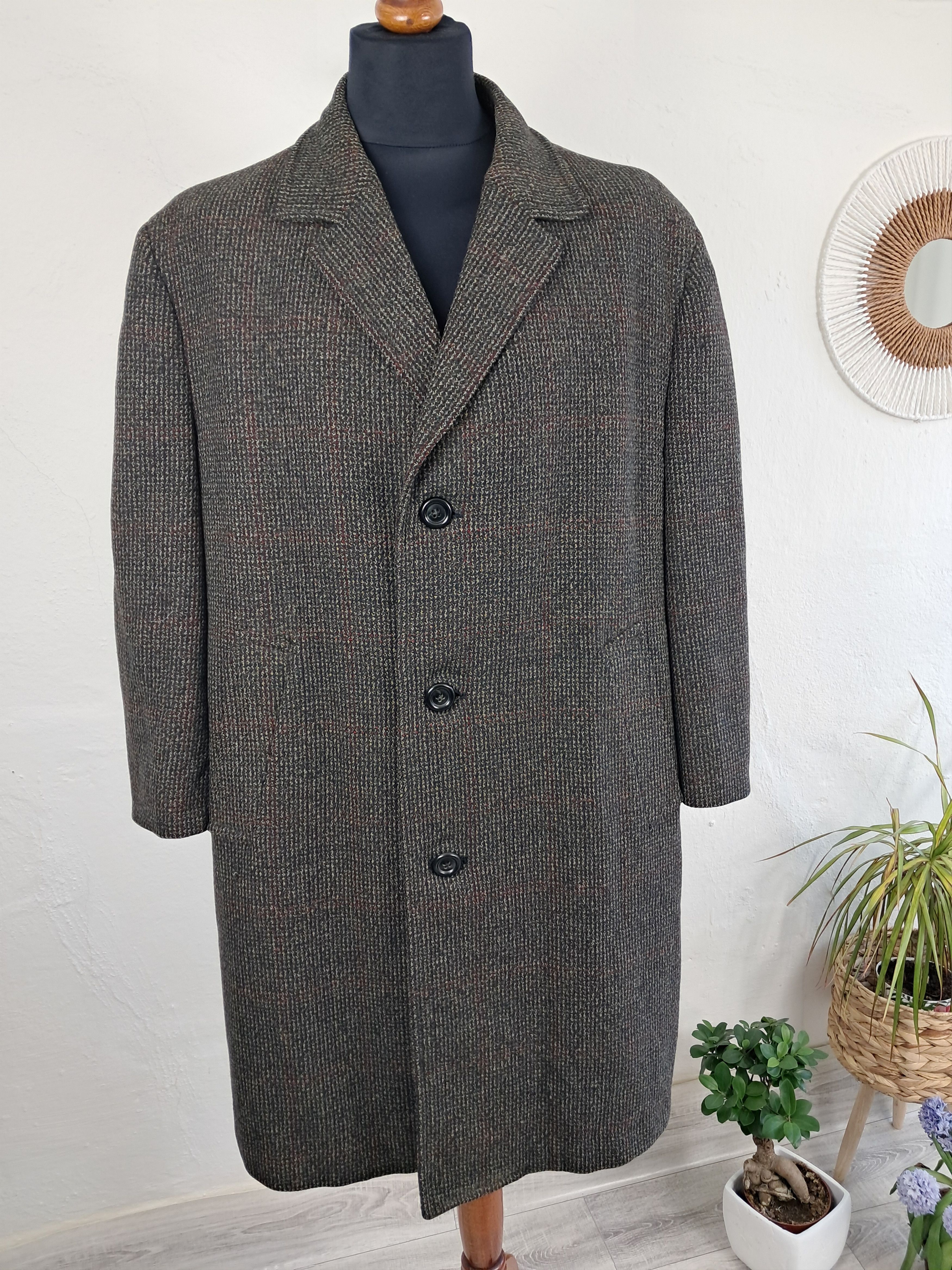 Burton Vintage Burton All-Wool Overcoat – Made in England Size US L / EU 52-54 / 3 - 1 Thumbnail