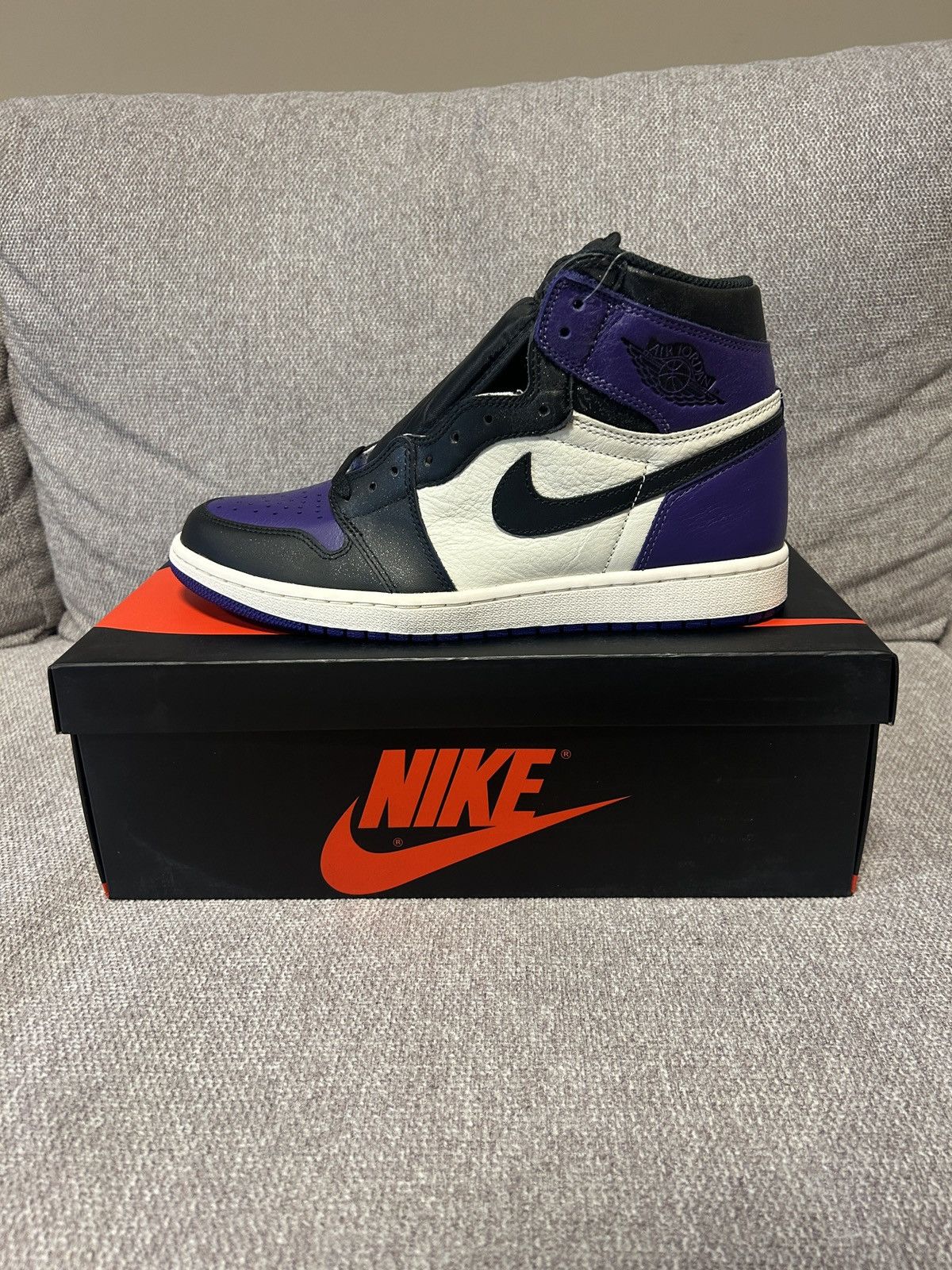 Jordan Brand × Nike Jordan 1 High Court Purple 1.0 Size US 10 / EU 43 - 1 Thumbnail