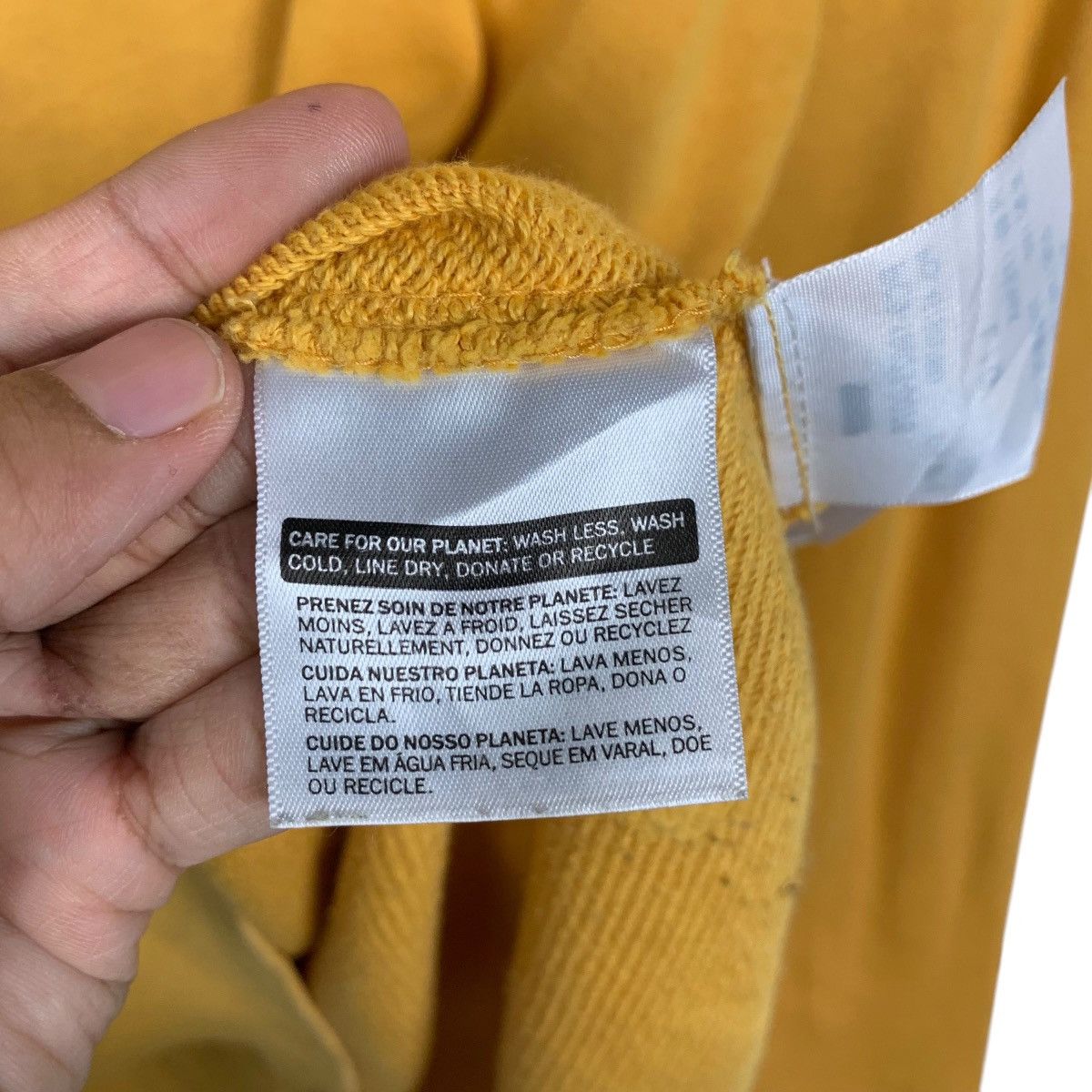 Levi's LEVIS Big Logo Pullover Yellow Hoodies Sweatshirt #1763-C78 Size US L / EU 52-54 / 3 - 22 Thumbnail