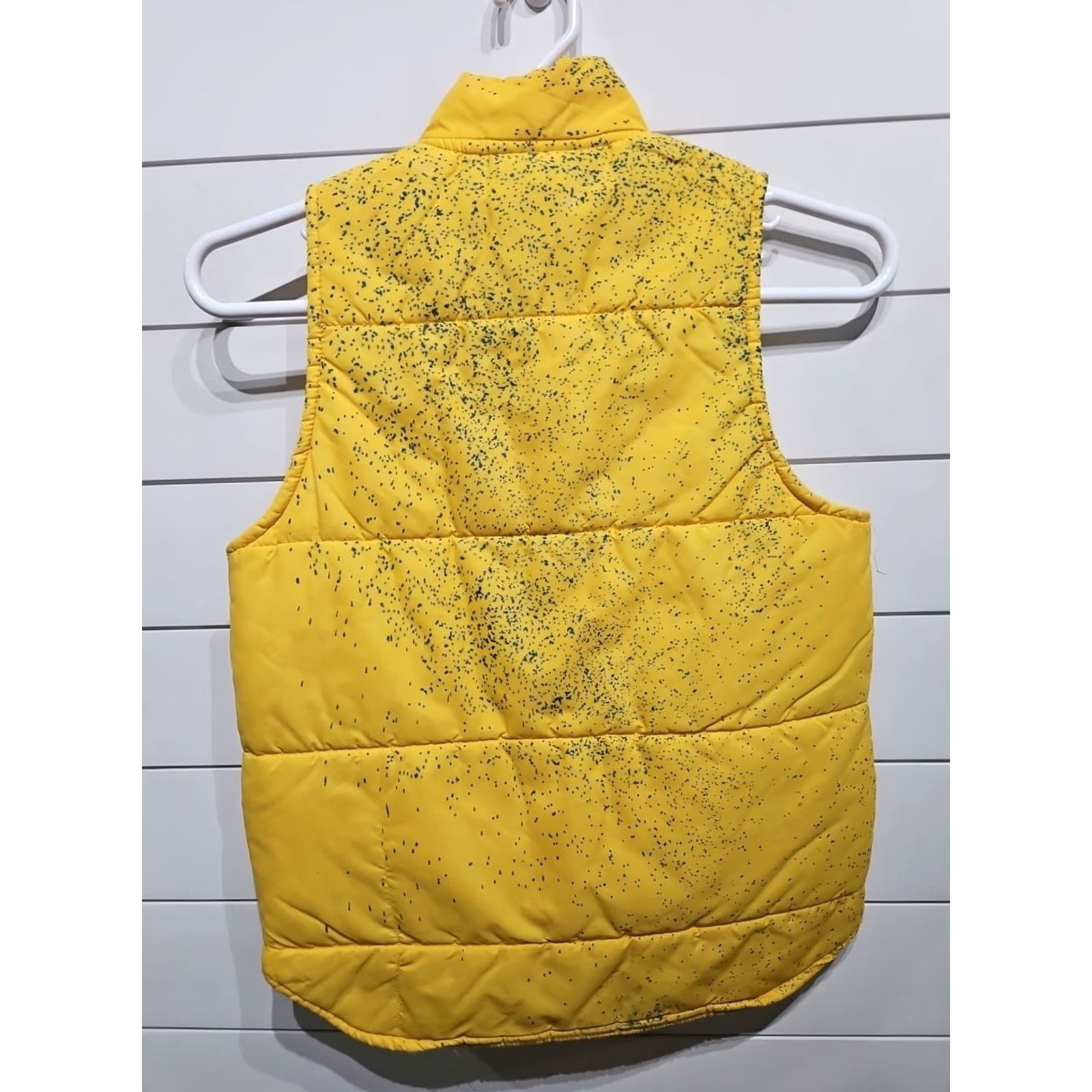 John Deere VINTAGE John Deere Vest Mens S Yellow Nylon Lined Trucker Work Farm Puffy Puffer Trucker Vest Size US S / EU 44-46 / 1 - 6 Thumbnail