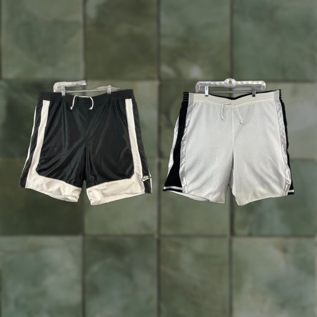 Nike Nike Mens Reversible Shorts Large Black White Drawstring Basketball Size US 33 - 1 Thumbnail