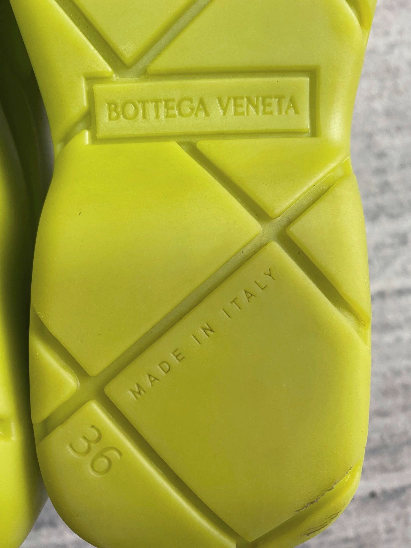 Bottega Veneta BV Puddle Mid-Calf Rainboots Avocado Green Women's Size US 5.5 / IT 35.5 - 7 Thumbnail