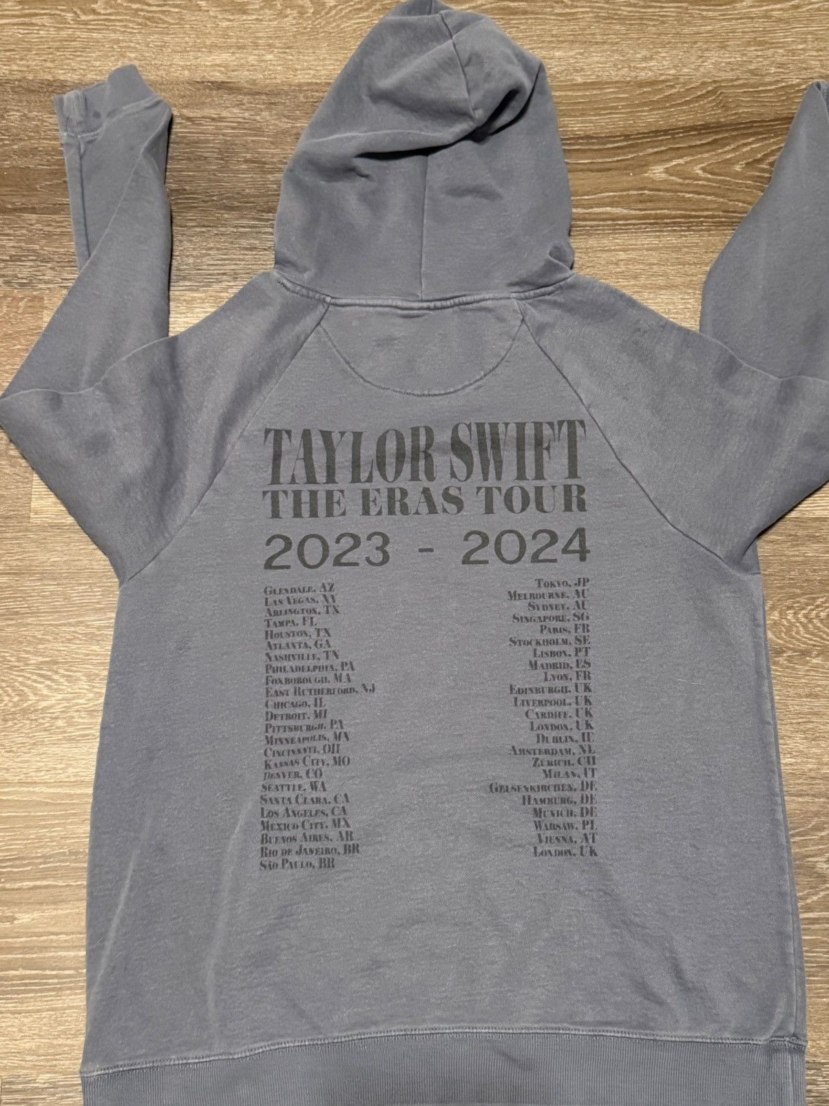 Other Taylor Swift “The Era tour” pullover hoodie Size M / US 6-8 / IT 42-44 - 5 Thumbnail