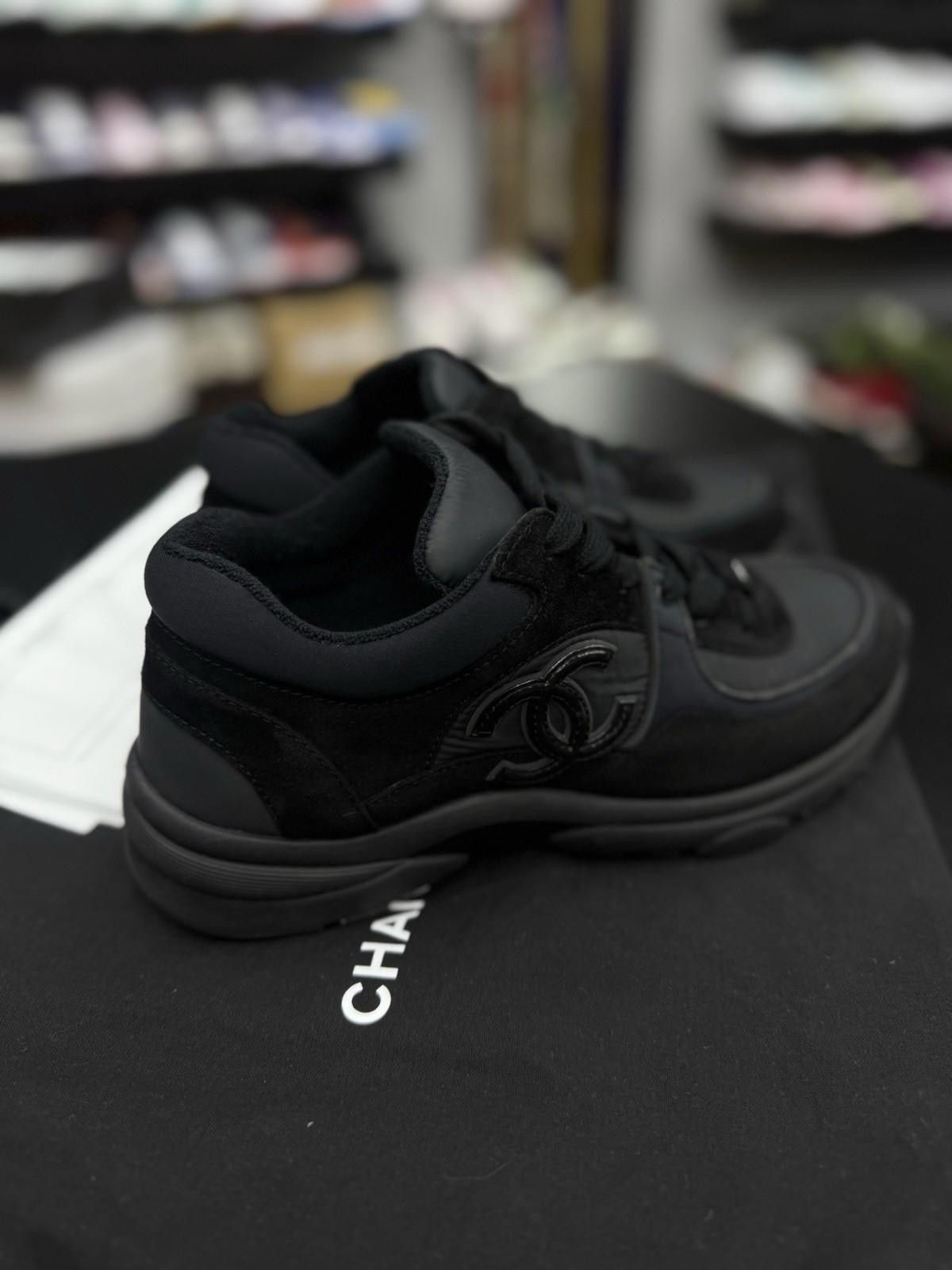 Chanel Size 39EU/9US (W) - Chanel CC Logo Sneaker Black $1300 Size US 9 / IT 39 - 5 Thumbnail