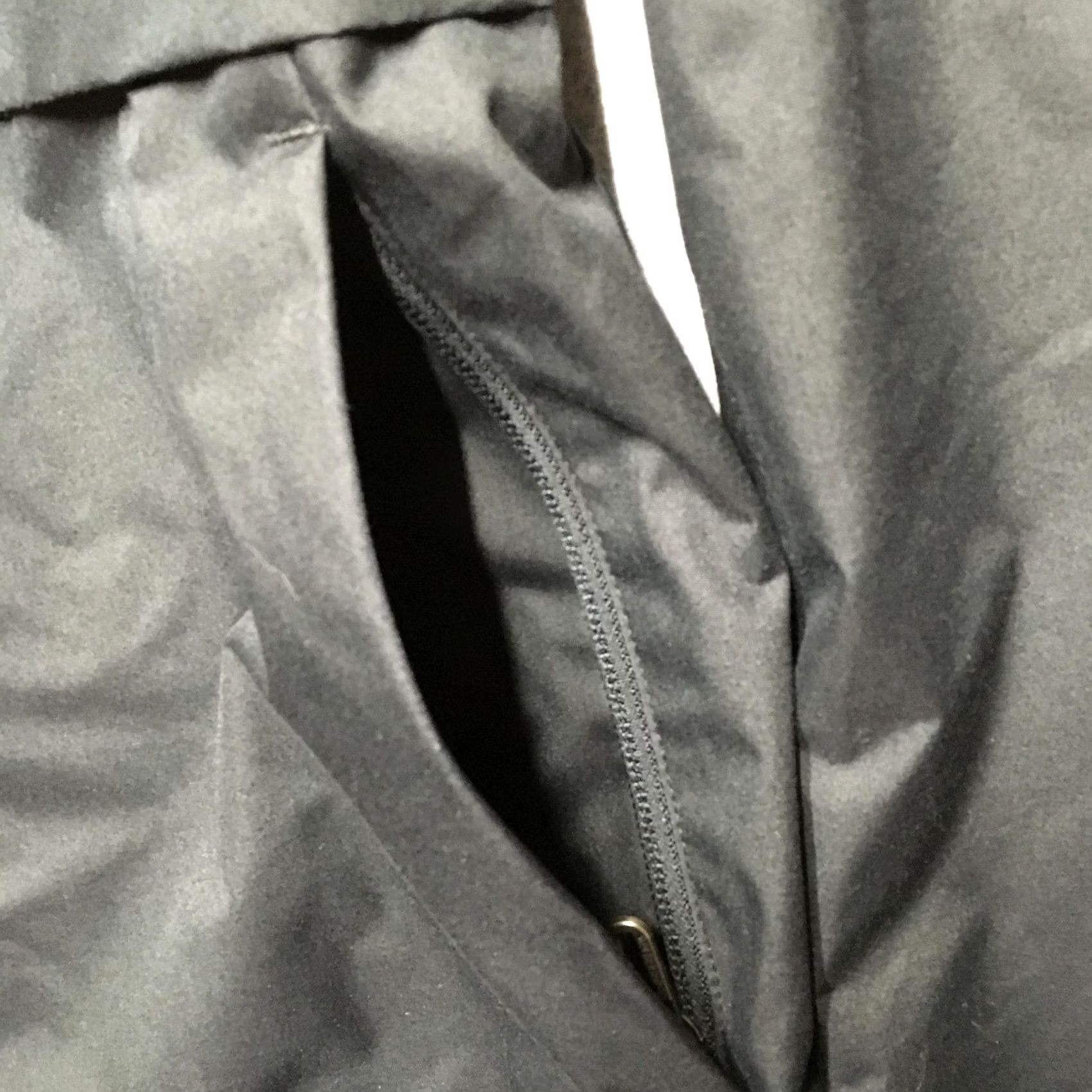 Under Armour Under Armour Womens ColdGear Infrared Hooded Rain Jacket S Black Storm 1342816 Size S / US 4 / IT 40 - 3 Thumbnail