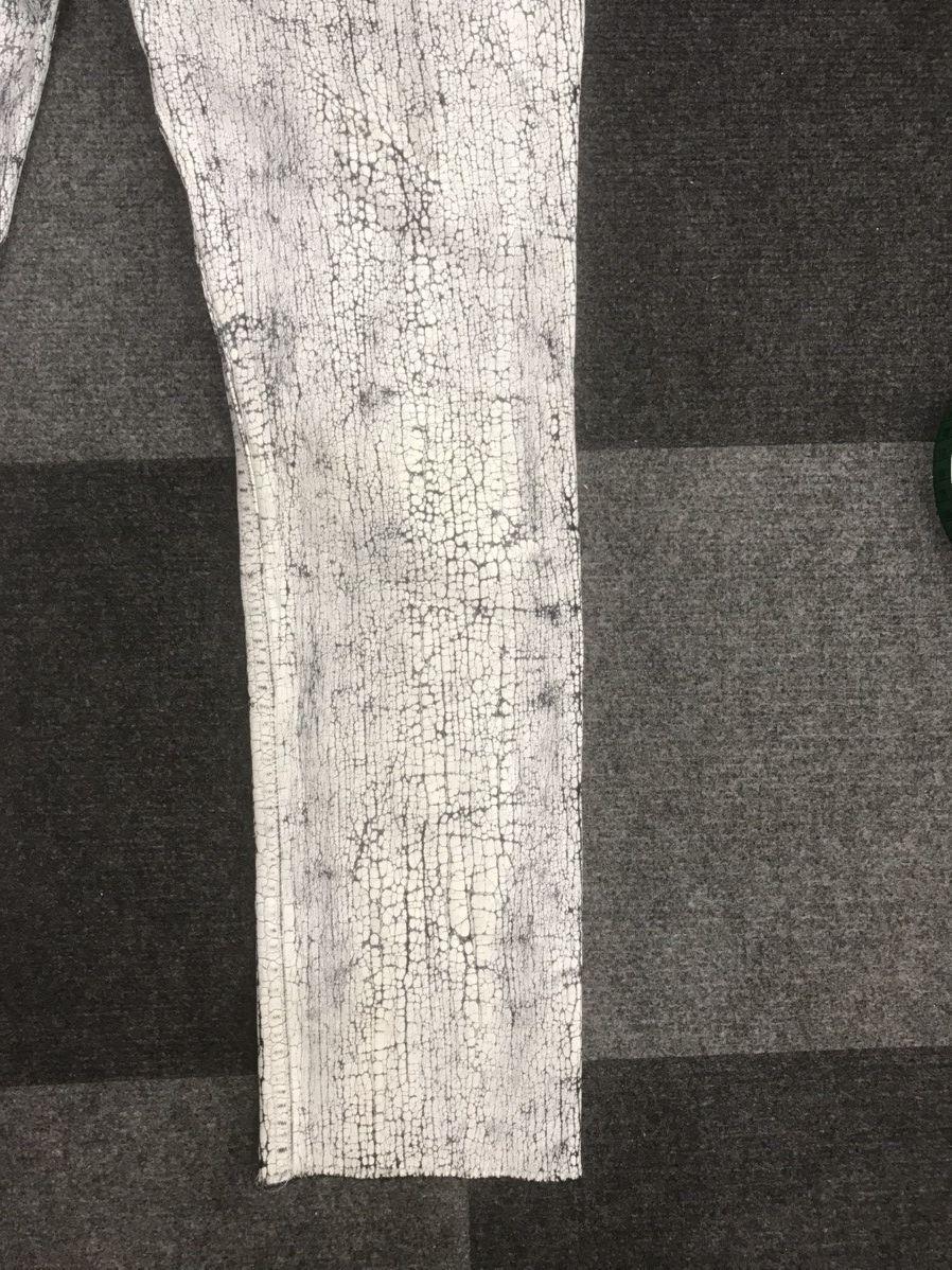 Fagassent Toshiki Aoki Cracked Paint Skinny Cropped Pant Handmade by TOSHIKI AOKI Size US 31 - 15 Thumbnail