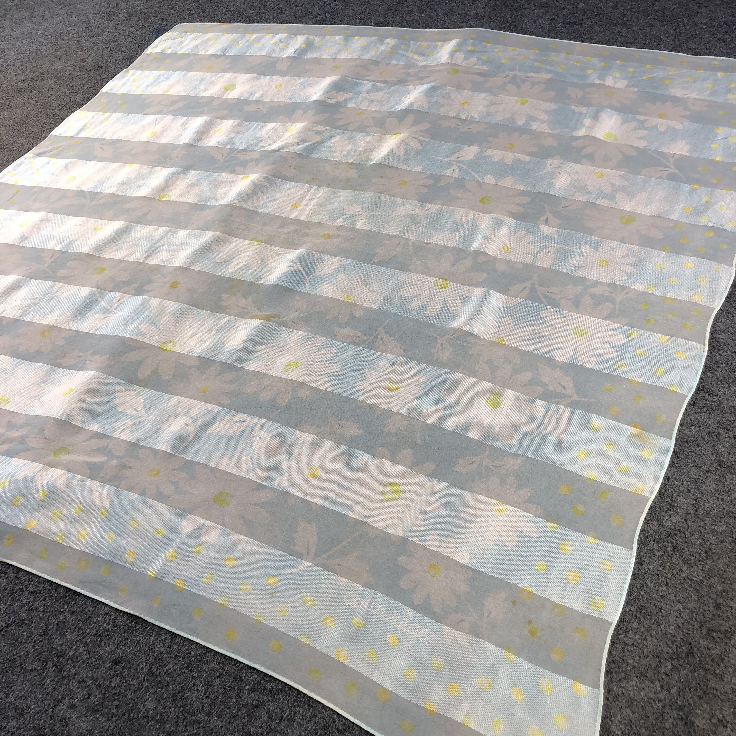 Courreges Courreges Slit Thread Silk Scarf M865 Size ONE SIZE - 2 Thumbnail
