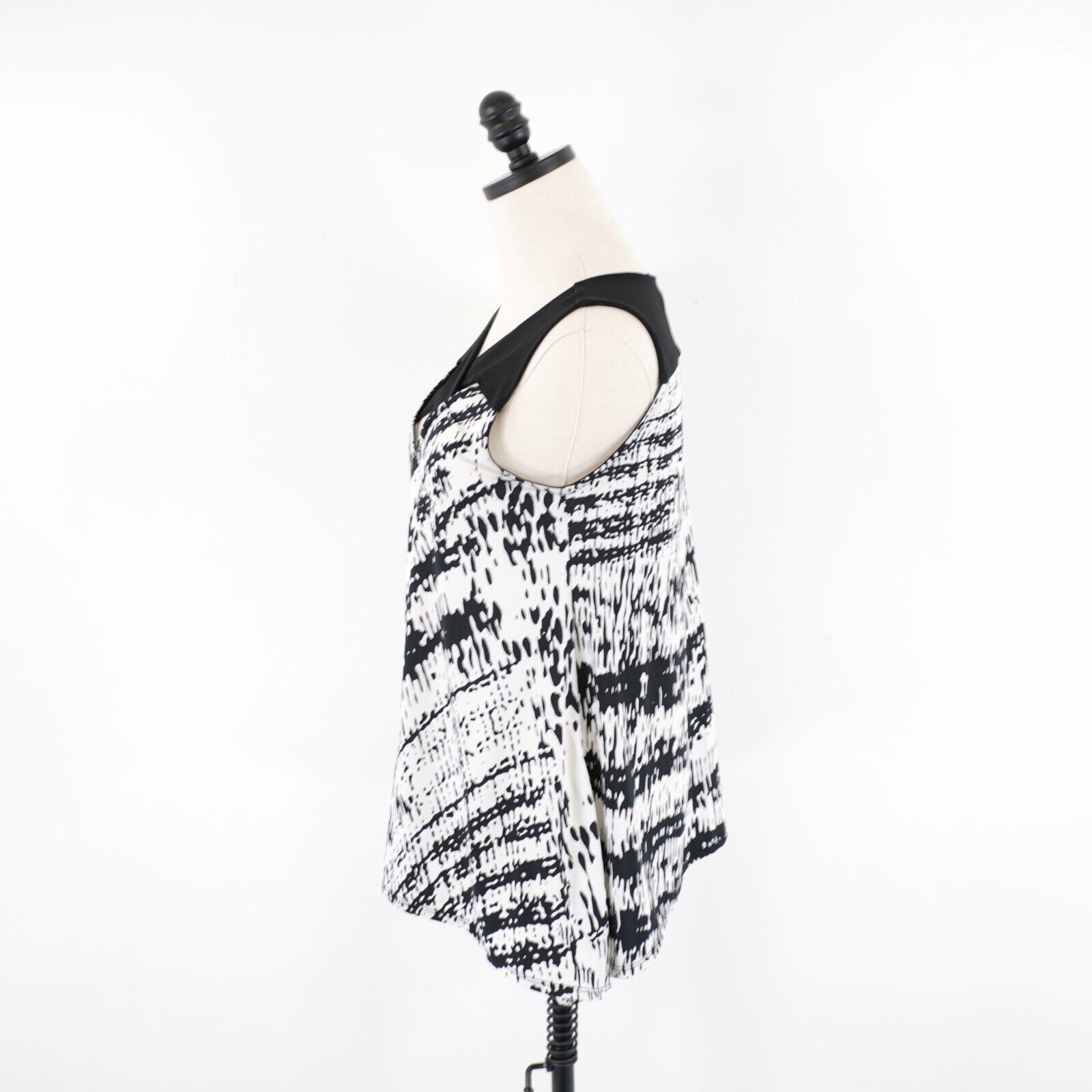 Designer Yuni Los Angeles Small Black White Keyhole Sleeveless Blouse Size S / US 4 / IT 40 - 3 Thumbnail