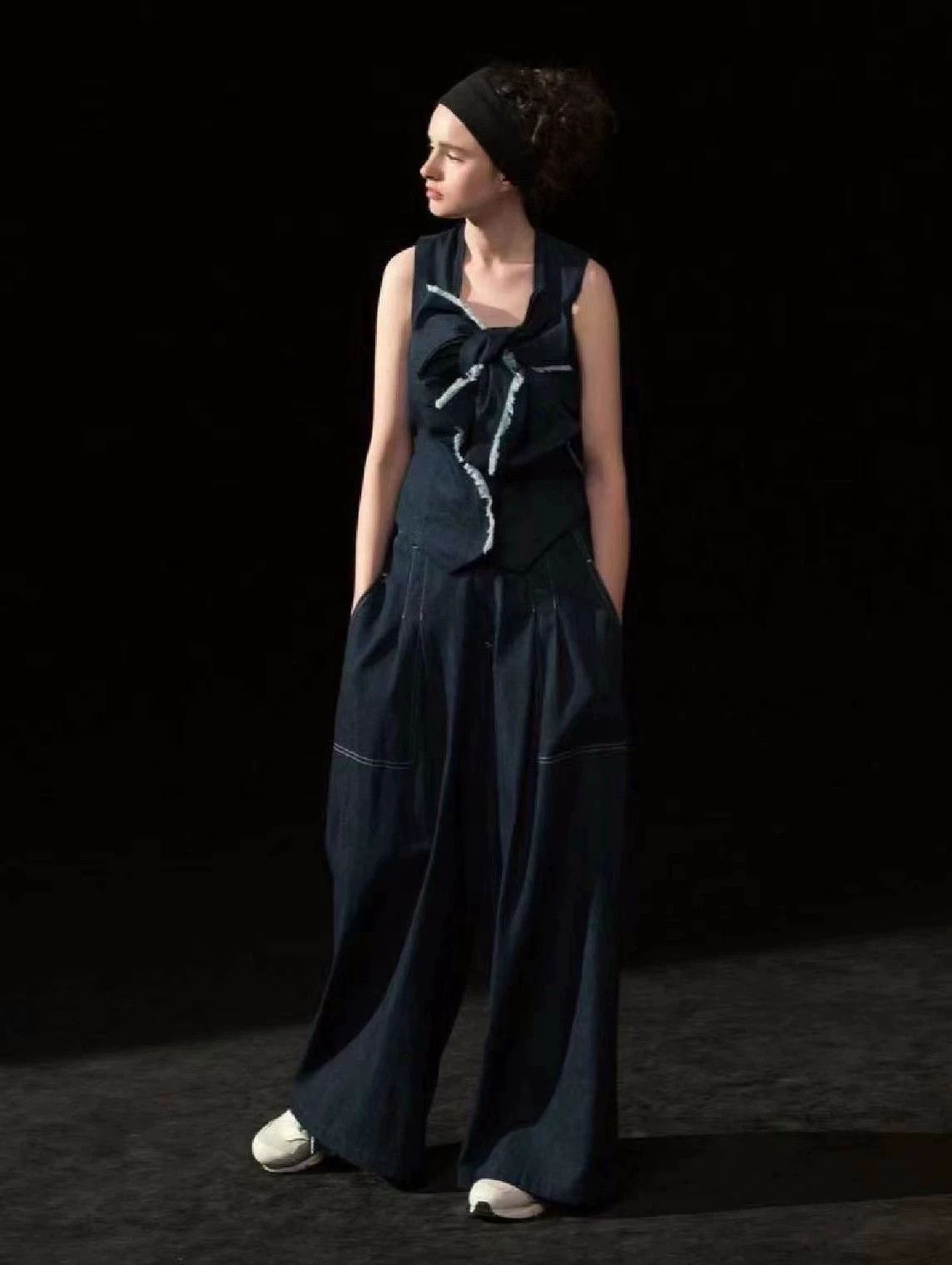 Yohji Yamamoto Yohji Yamamoto Denim Vest Multi-Way Size 2 Size M / US 6-8 / IT 42-44 - 1 Thumbnail