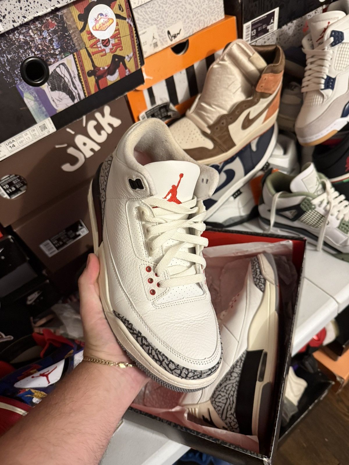 Jordan Brand White cement 3 sz 9.5 Size US 9.5 / EU 42-43 - 2 Thumbnail