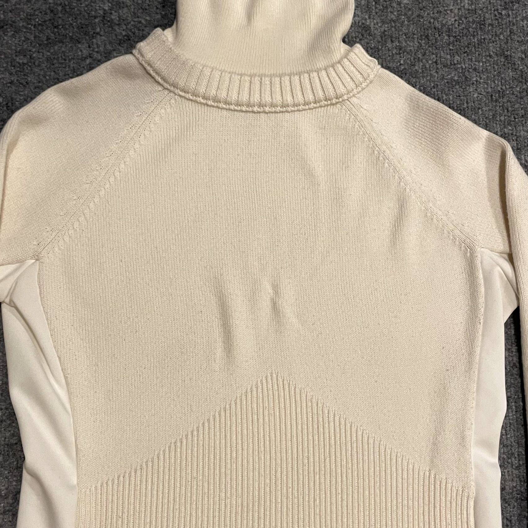Athleta Athleta Sweater Womens S Turtleneck Ribbed Knit White Chevron Panel Raglan Sleeve Cream Merino Wool Polyester Spandex Size S / US 4 / IT 40 - 3 Thumbnail