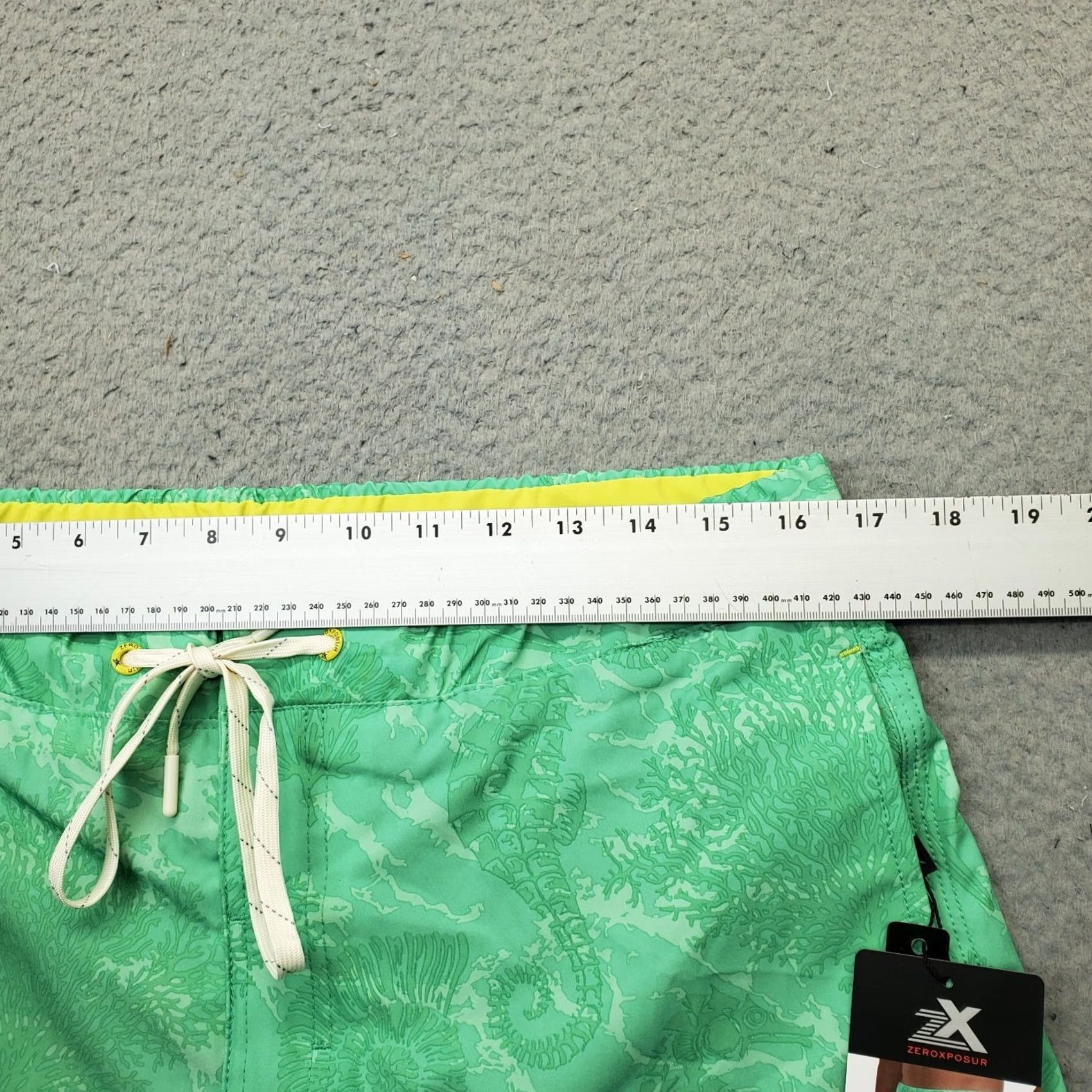 ZeroXposur ZeroXposur Swim Shorts Mens Medium Multi Reef Print Lined Drawstring Performance Size US 31 - 5 Thumbnail