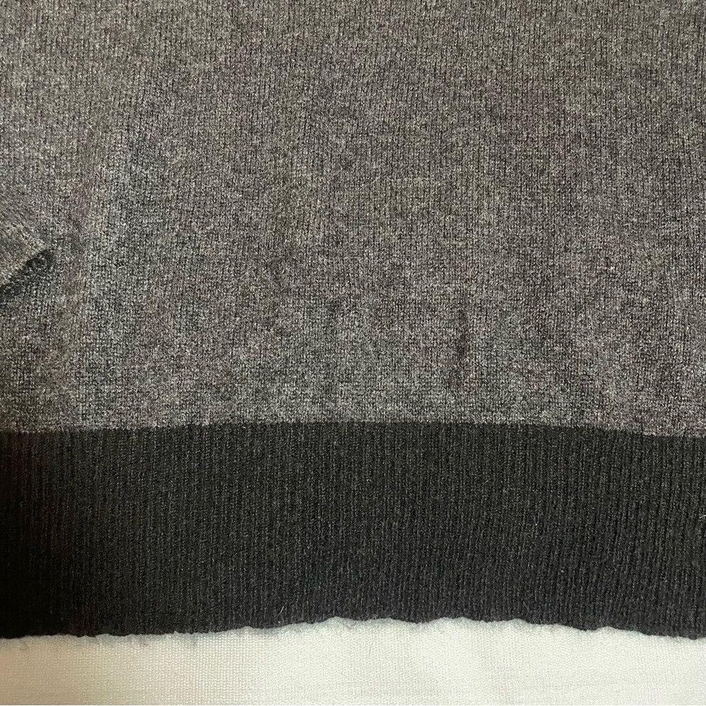 Duffy Gray Black Cashmere Long Sleeve Sweater Size M
