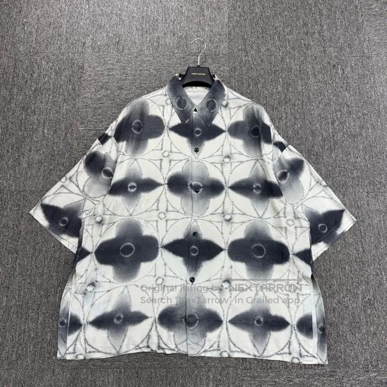 Louis Vuitton Ink Floral Silk Short Sleeve.