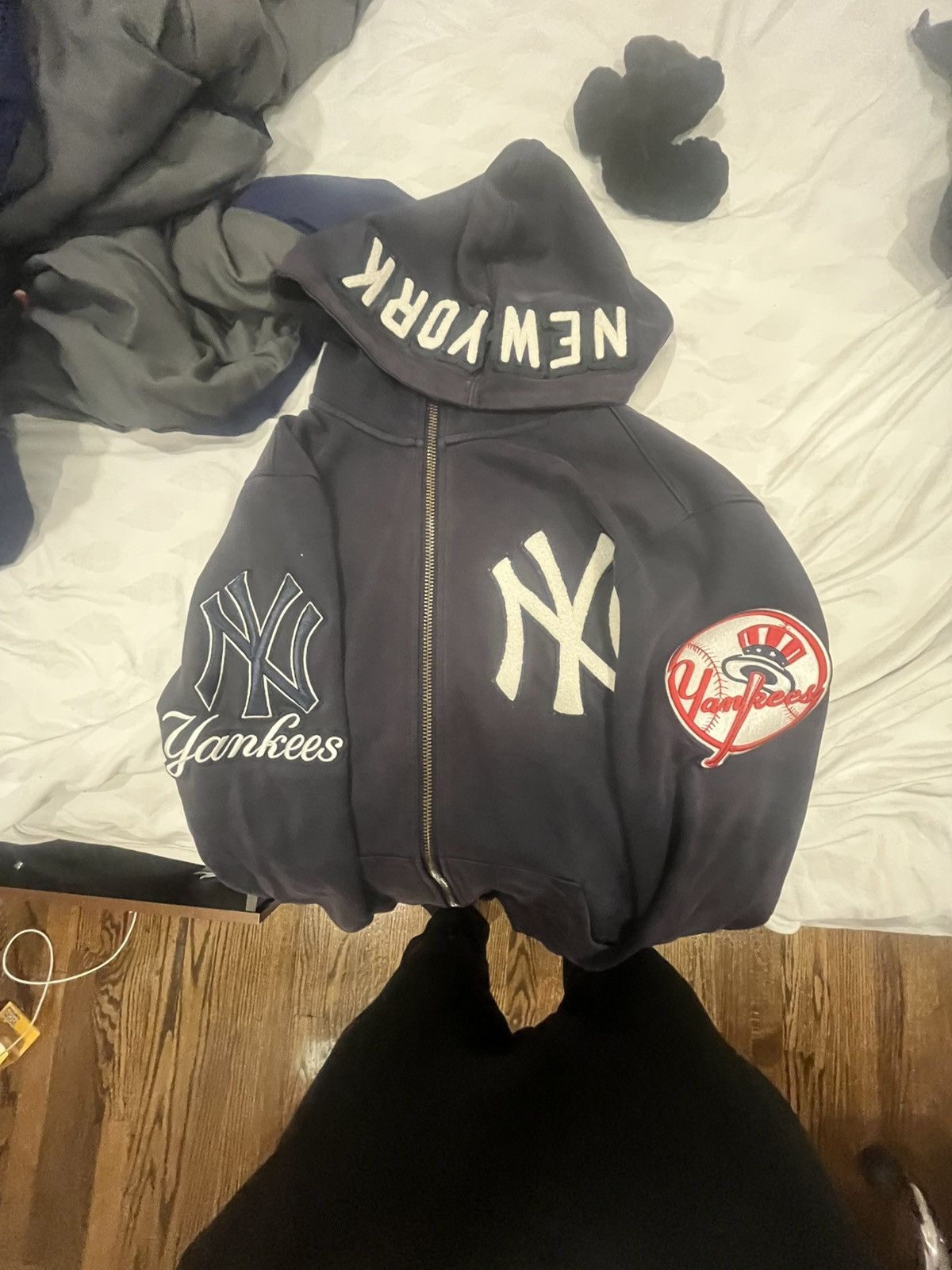 New York Yankees Navy Blue Yankees Hoodie Size US M / EU 48-50 / 2 - 1 Thumbnail