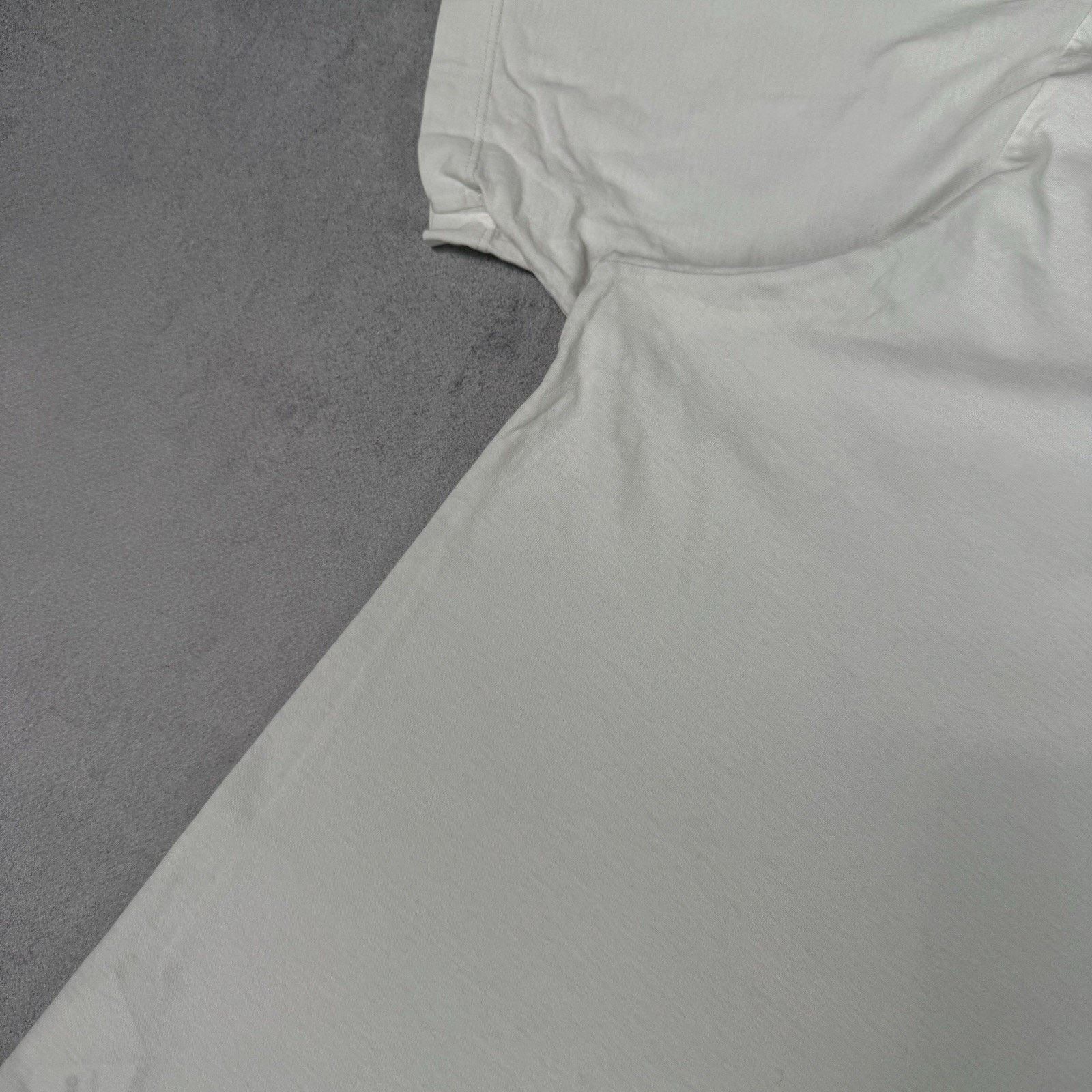 Dsquared2 Vintage Dsquared2 Big Logo T Shirt White Size XL Size US XL / EU 56 / 4 - 23 Thumbnail