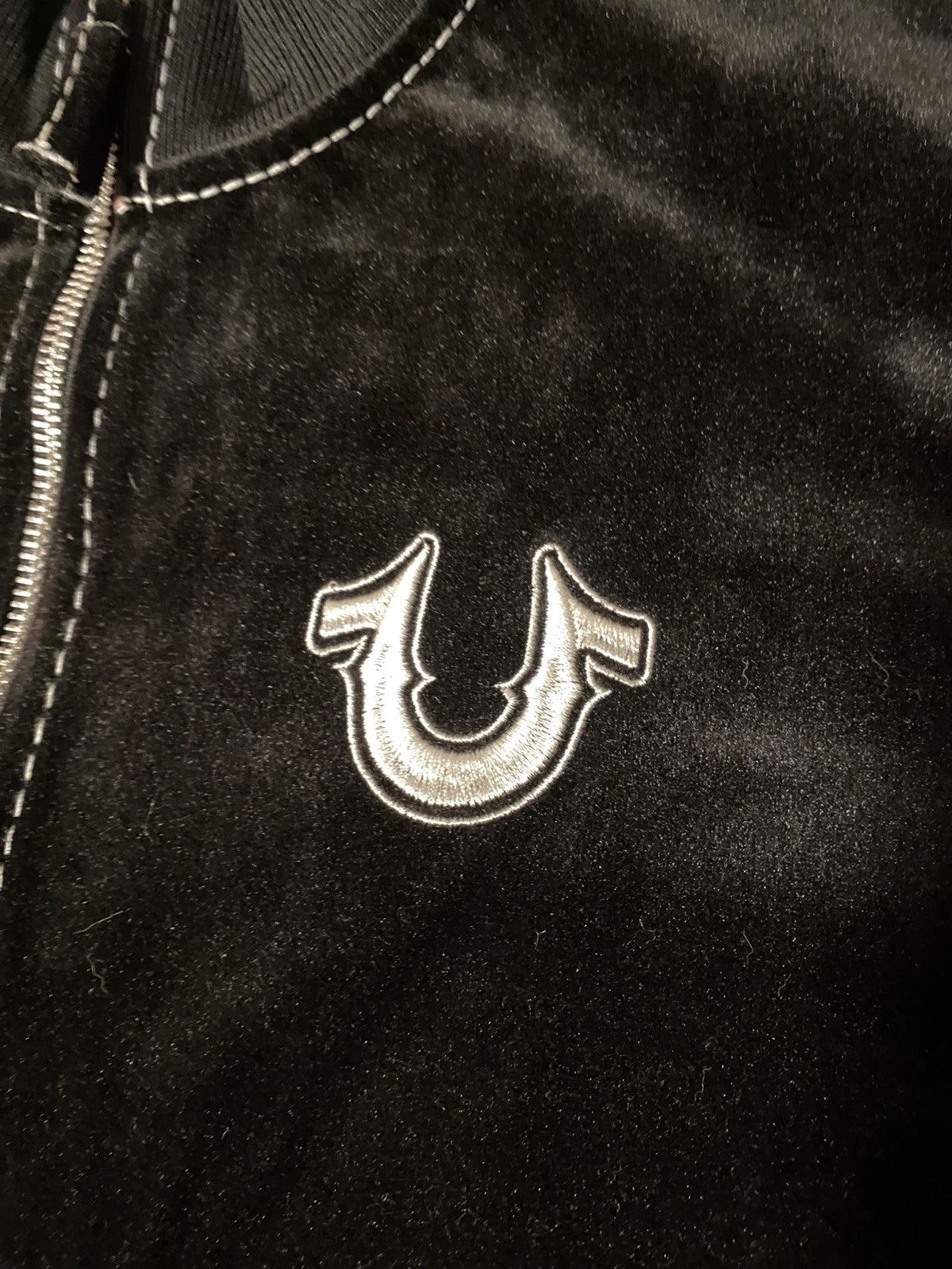 True Religion Men’s black velvet true religion collard hoodie Size US M / EU 48-50 / 2 - 9 Thumbnail