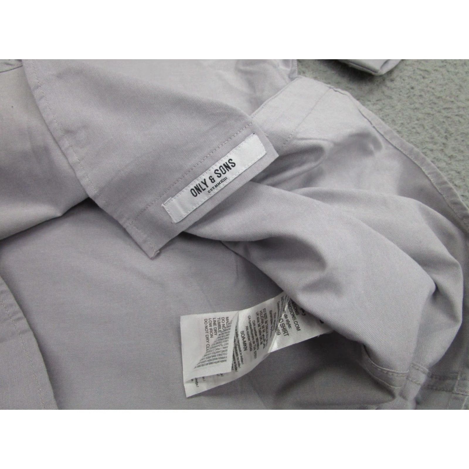 ONLY & SONS ONLY & SONS Shirt Mens Medium Gray Oxford Slim Fit Button Cuffed Short Sleeve Size US M / EU 48-50 / 2 - 6 Thumbnail