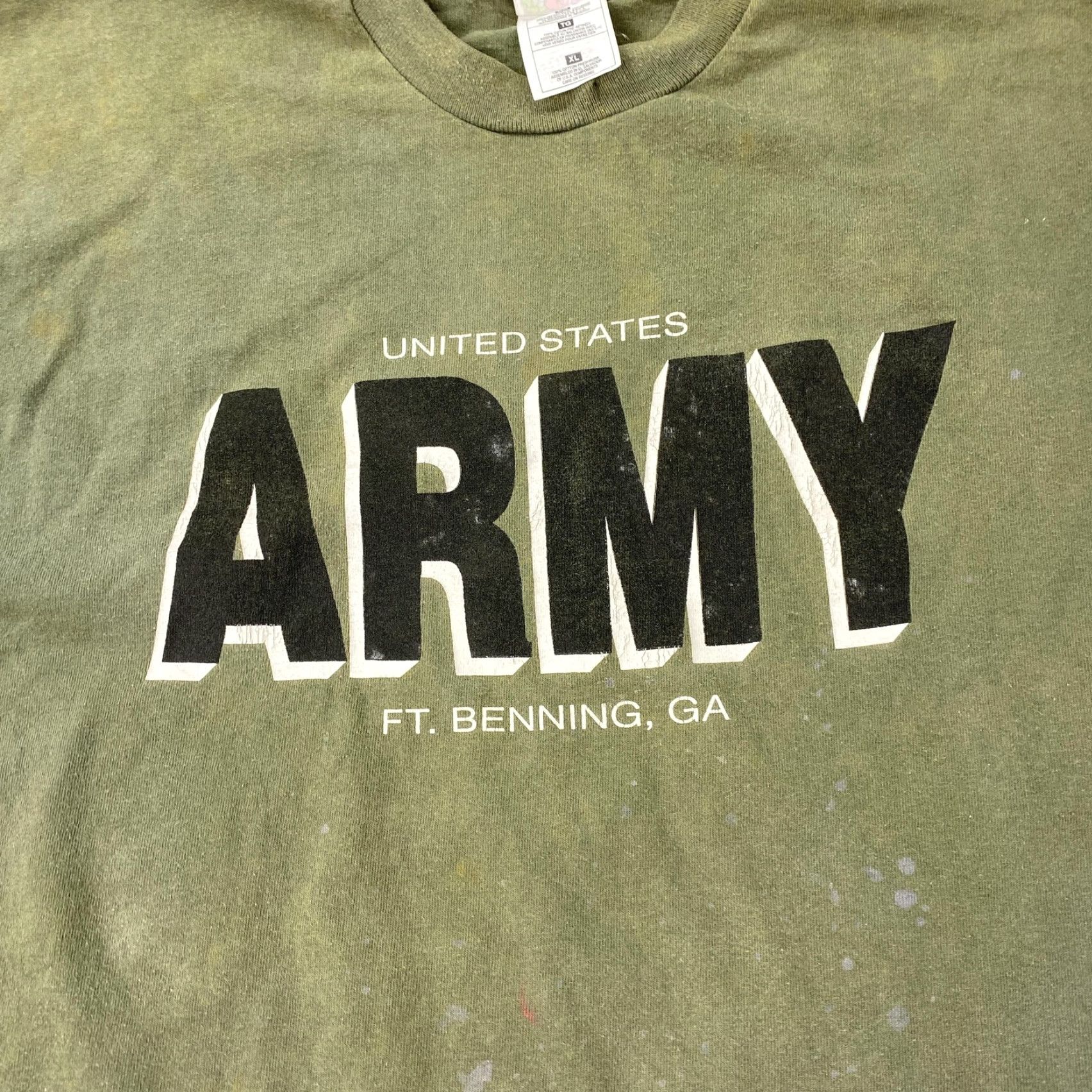 Fruit Of The Loom VINTAGE United States Army Ft Benning Shirt Mens XL Distressed 90s Cotton Graphic Print Crew Neck Short Sleeve Military Patriotic Man Clothing Size US XL / EU 56 / 4 - 2 Thumbnail