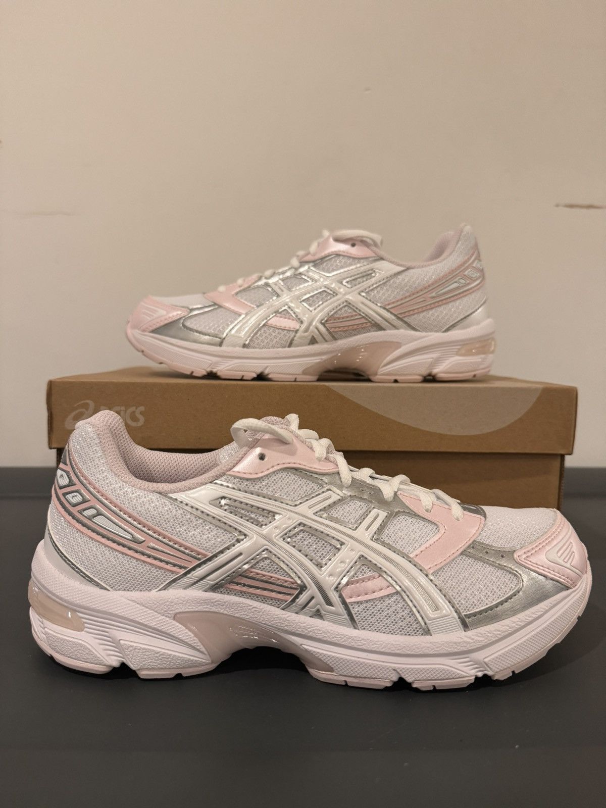 Asics Asics 1130 pink silver Size US 8 / EU 41 - 1 Thumbnail