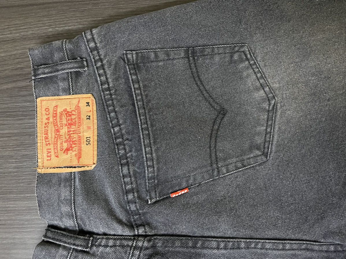 Levi's Vintage Clothing Vintage 32x34 Levi’s Jeans with distressing Size US 32 / EU 48 - 3 Thumbnail