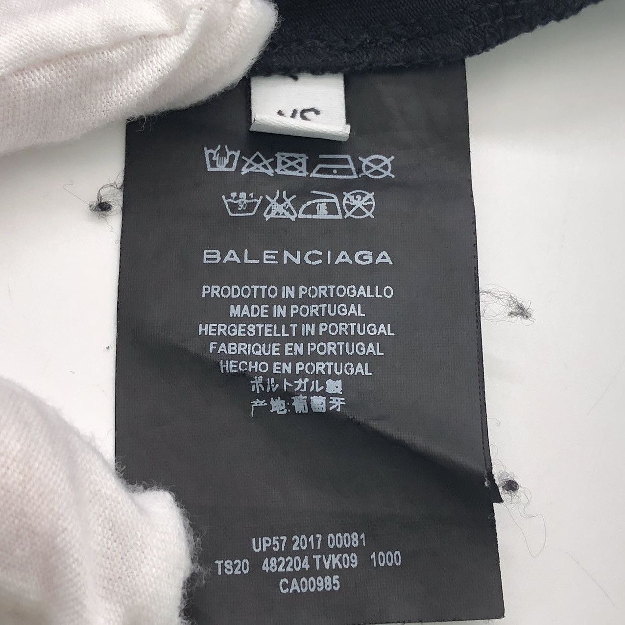 Balenciaga Balenciaga Black Small Logo Short Sleeve T-shirt K26WX Size US XS / EU 42 / 0 - 6 Thumbnail