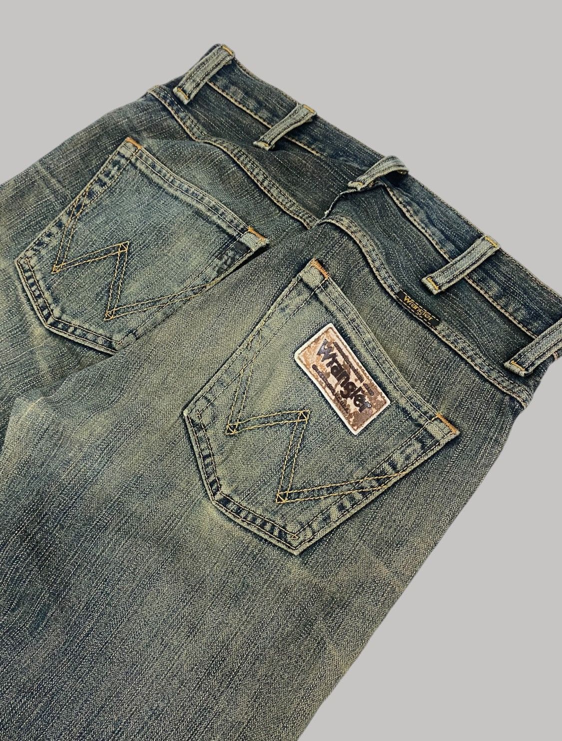Japanese Brand × Wrangler Wrangler Denim Mud Washed Whisker Distressed Loose Fit Size US 30 / EU 46 - 17 Thumbnail