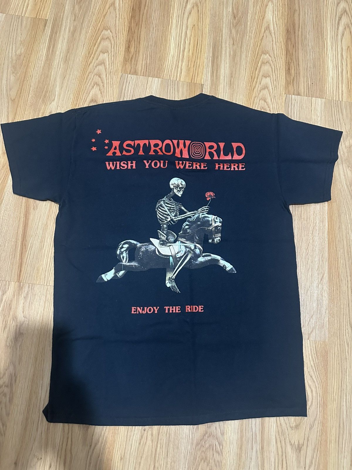 Travis Scott Travis Scott Season Pass T-Shirt Size Medium Size US M / EU 48-50 / 2 - 2 Thumbnail