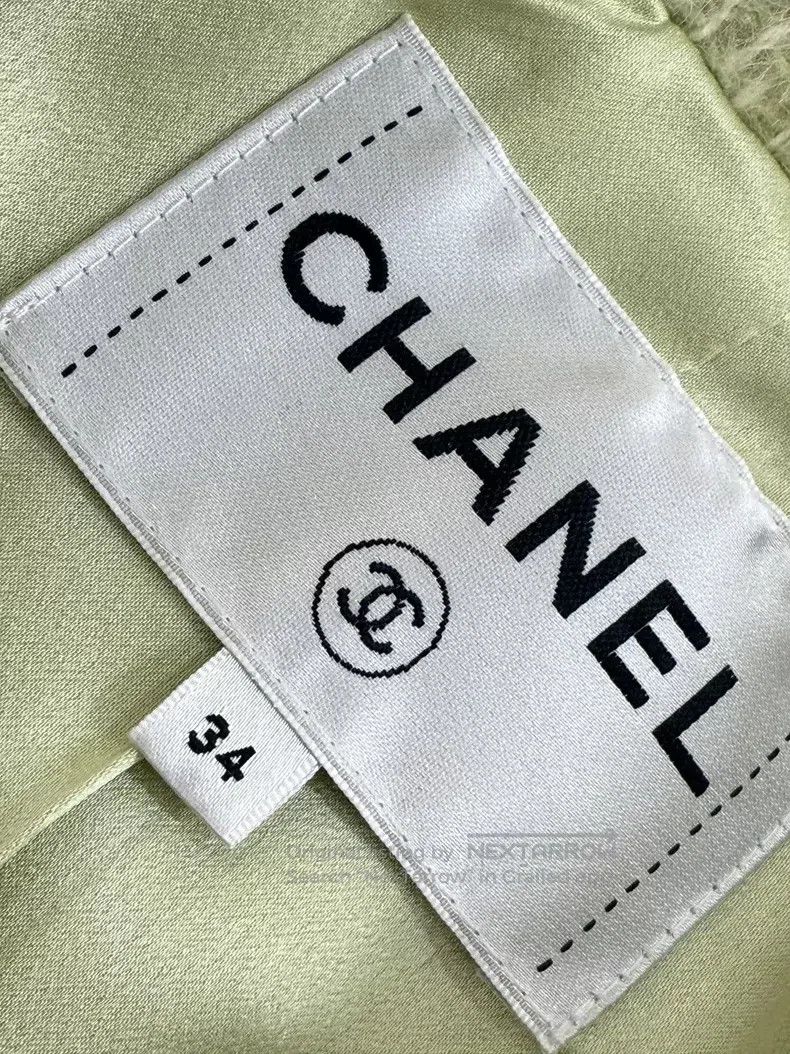 Chanel Chanel 20K Equestrian Series Avocado Green Gold Button Lon Size XXS / US 00 / IT 34 - 3 Thumbnail