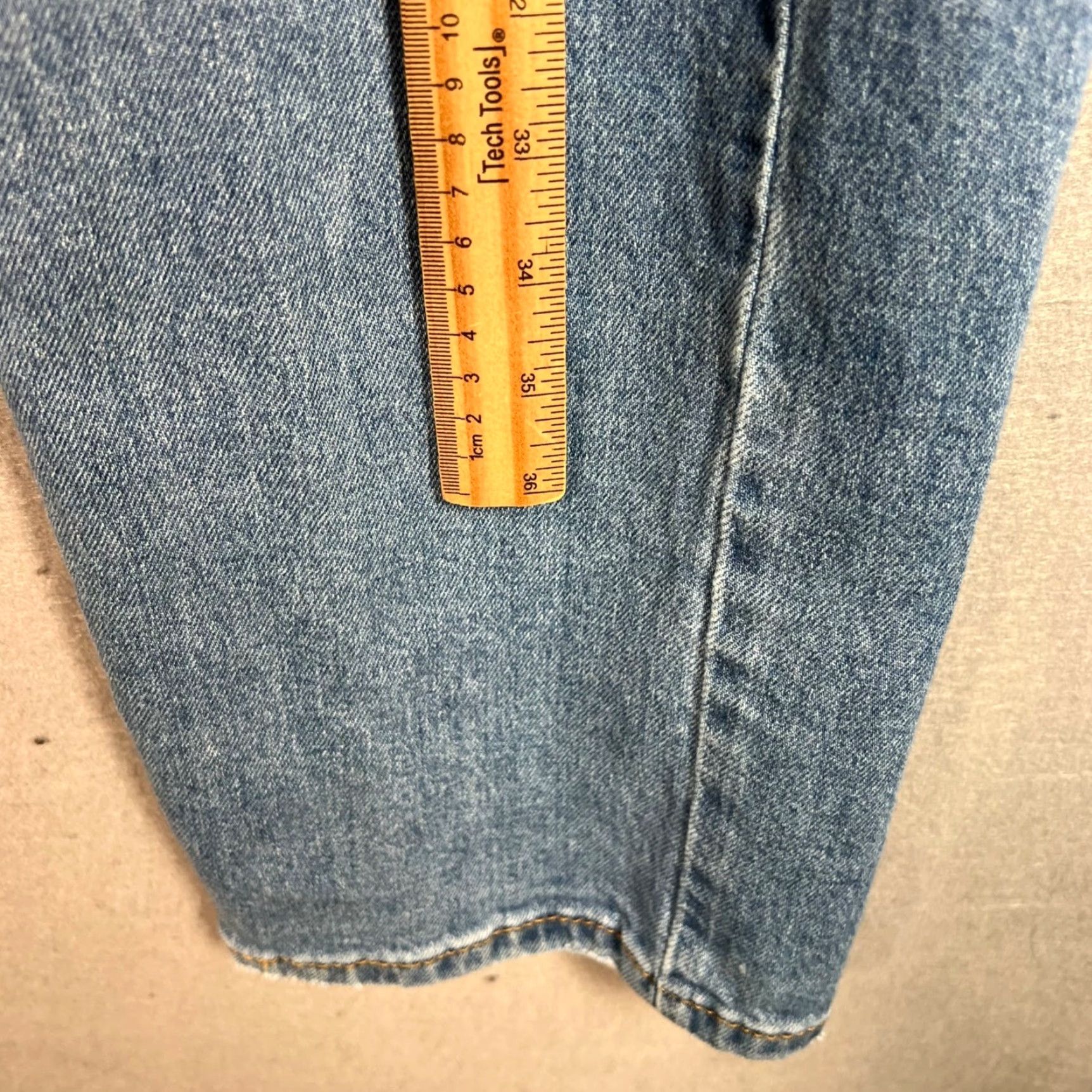 Levi's Levis 505 Jeans Mens 36x32 Straight Blue Denim Cotton Blend Regular Fit 5-Pocket Levis 500 Series Vintage No Size US 36 / EU 52 - 7 Thumbnail