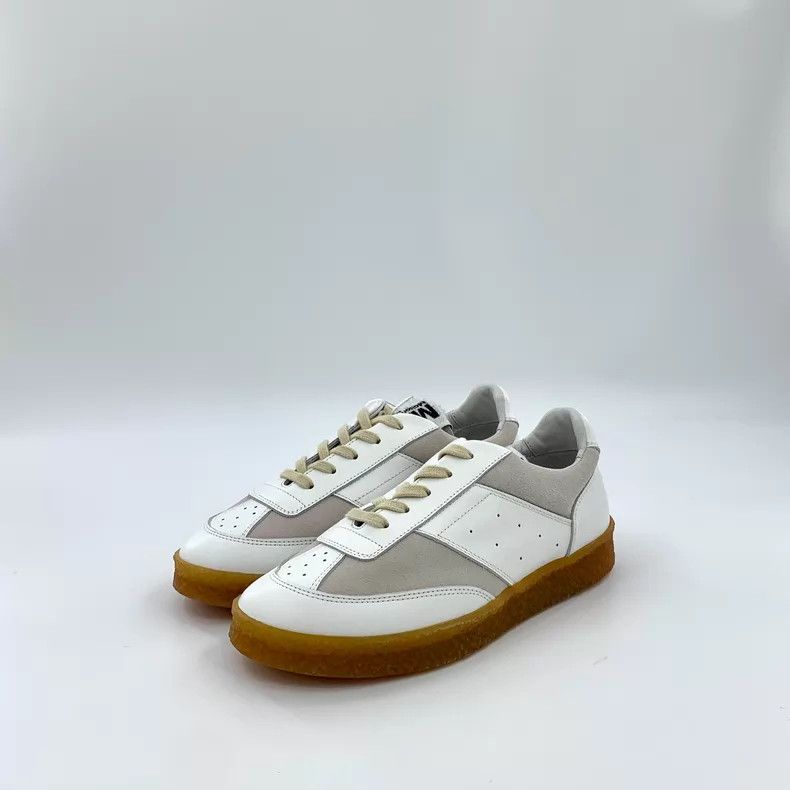 Maison Margiela Maison Margiela White leather lace-up casual flat board sh Size US 6 / IT 36 - 1 Thumbnail