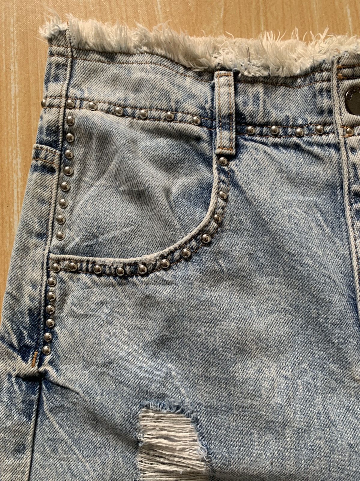 Designer × United Colors Of Benetton Distressed United Colors Of Benetton Stuck Denim Pant Size US 28 / EU 44 - 16 Thumbnail