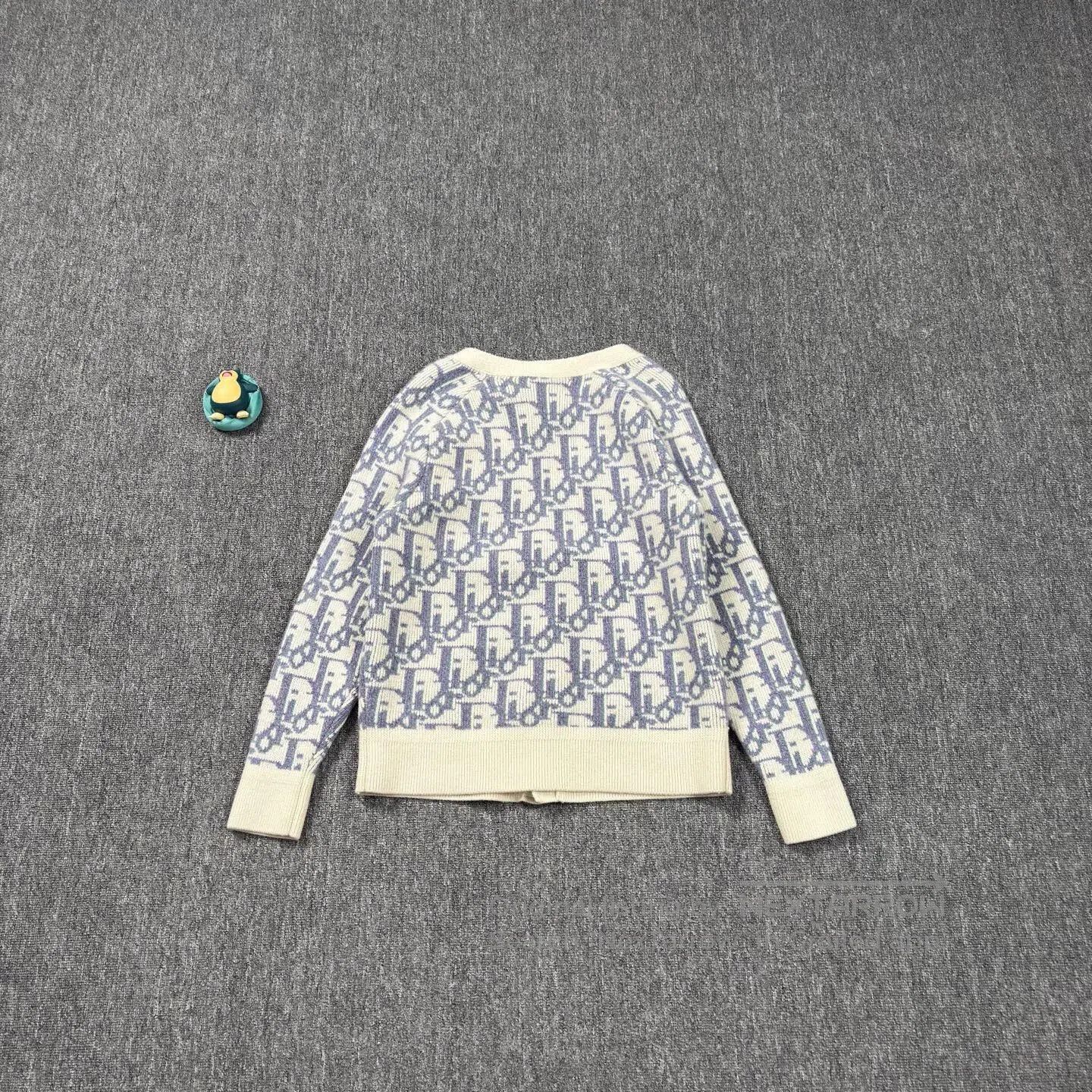 Dior dior white blue wool cardigan size m. Size US M / EU 48-50 / 2 - 2 Thumbnail