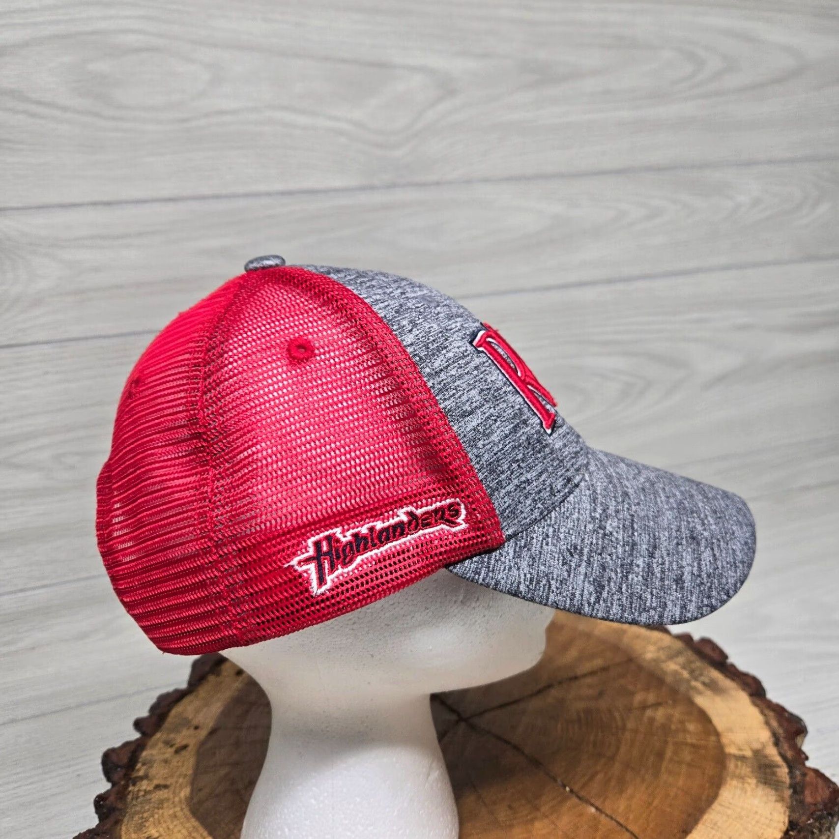Vintage VINTAGE Radford University Highlanders Embroidered Baseball Cap Unisex Adults Adjustable Gray College 90s Mens Size ONE SIZE - 2 Thumbnail