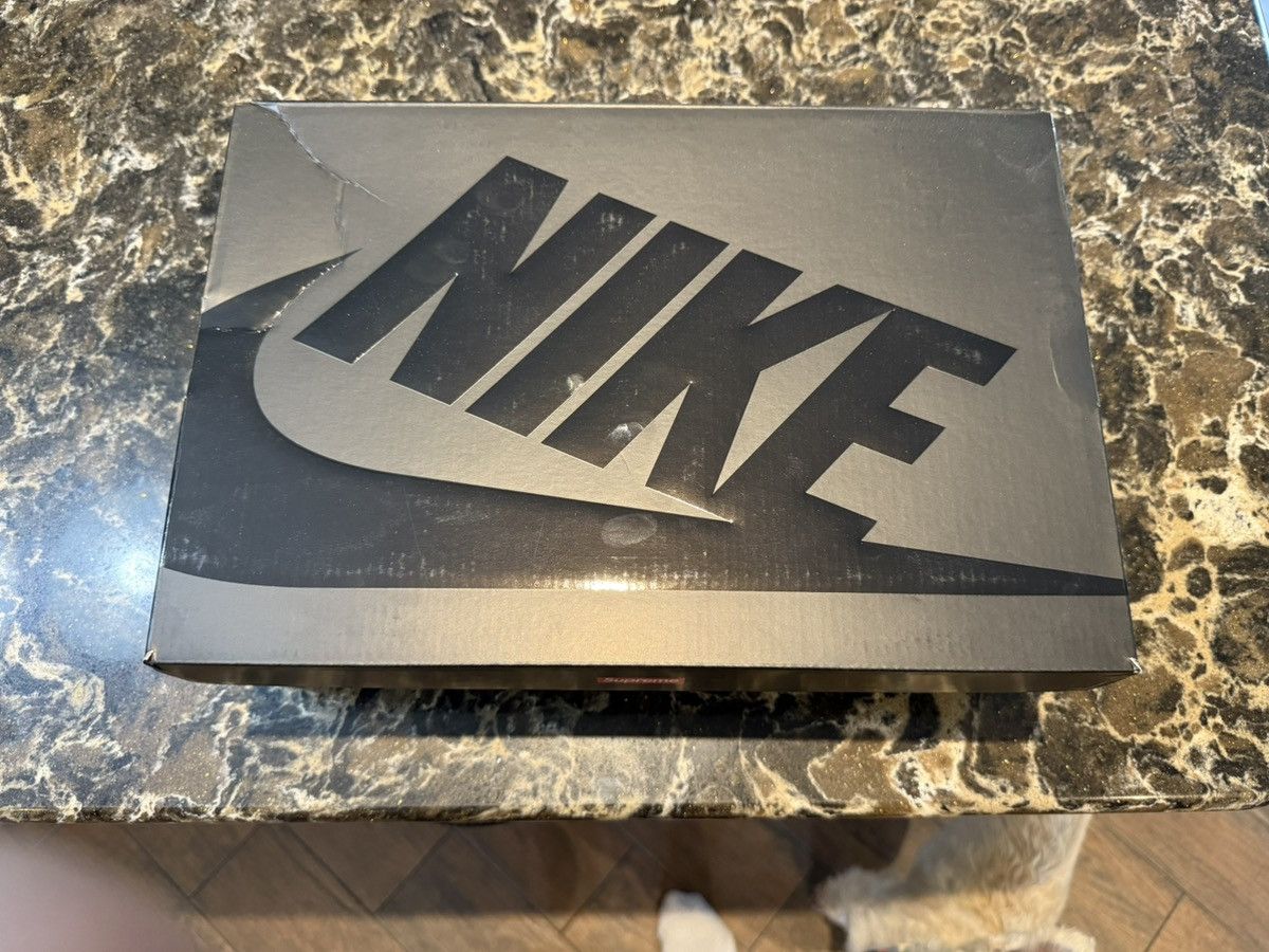 Nike × Supreme Nike Air Force 1 low x Supreme Size US 9 / EU 42 - 4 Thumbnail